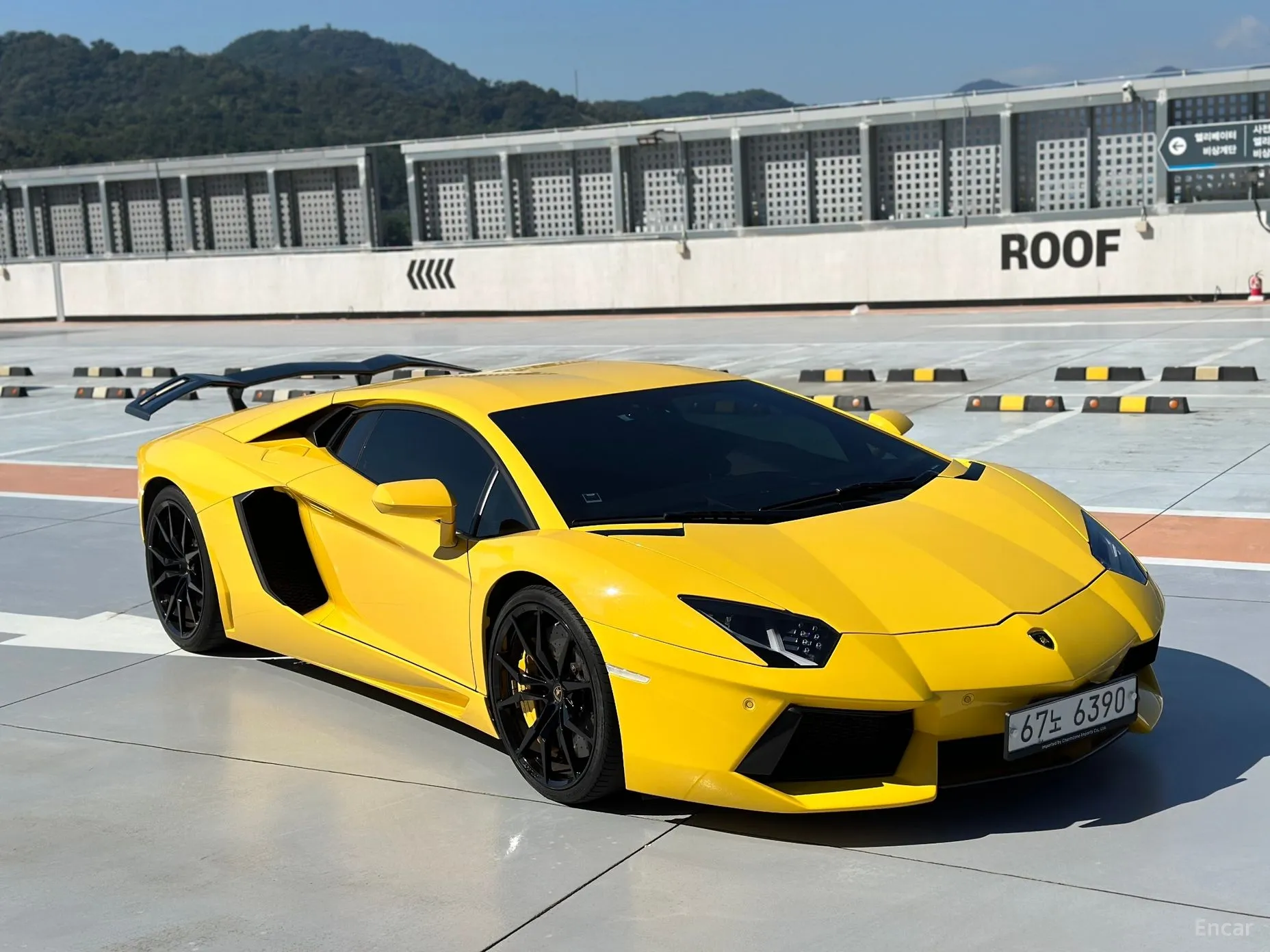 Lamborghini Aventador превью 5