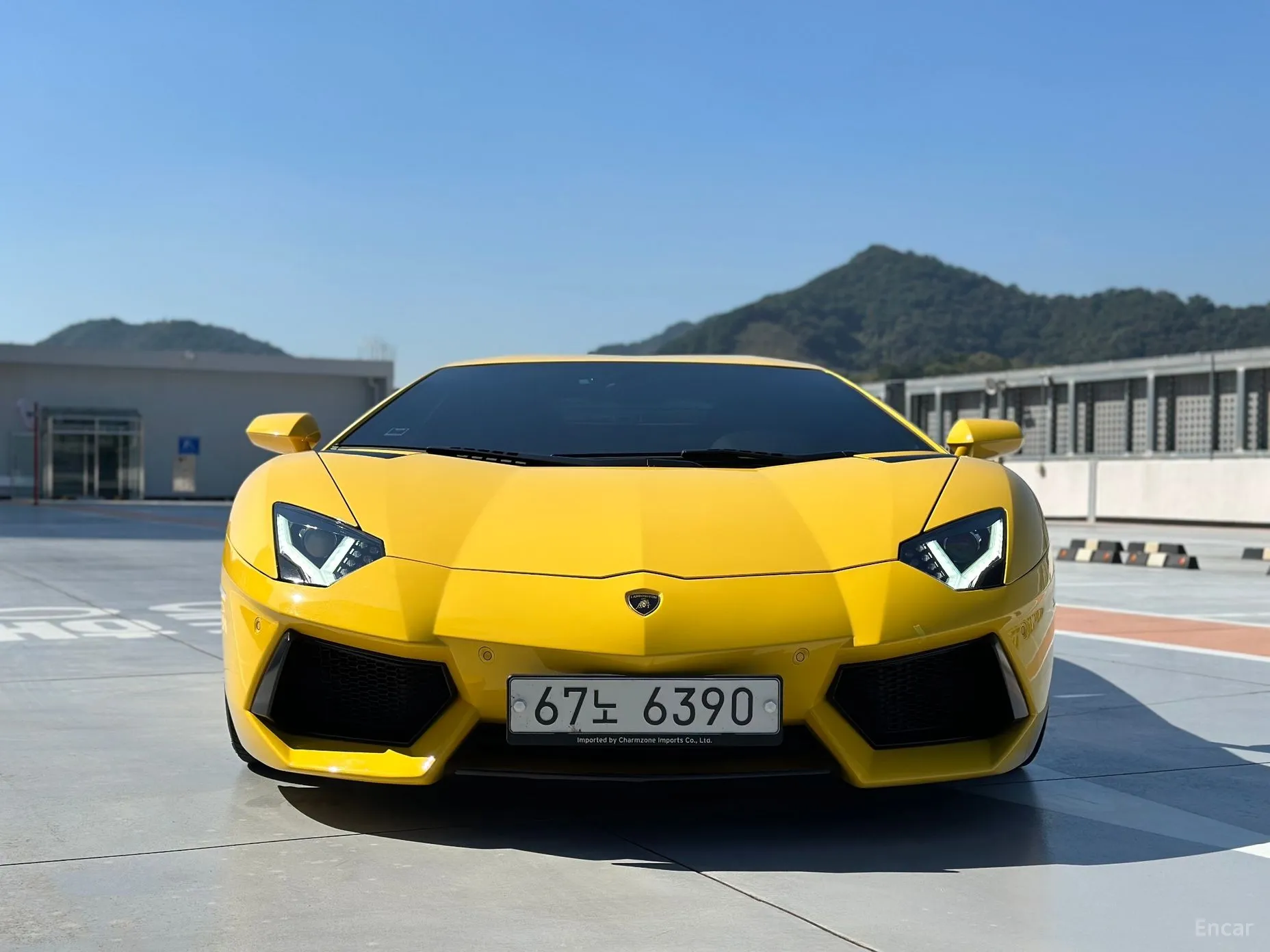 Lamborghini Aventador превью 6