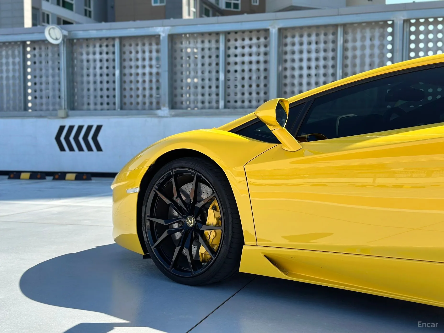 Lamborghini Aventador превью 7