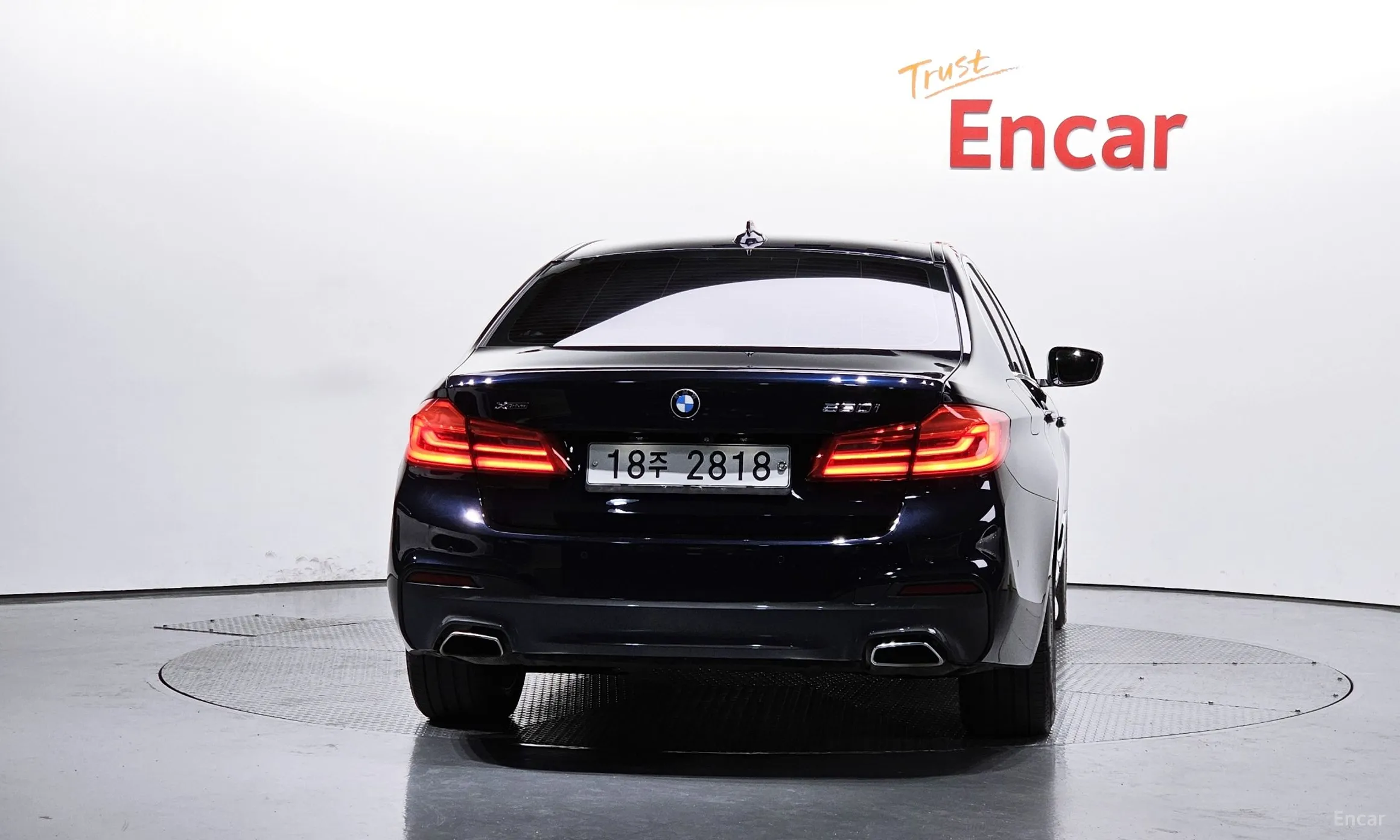BMW 5 Series (G30) превью 3