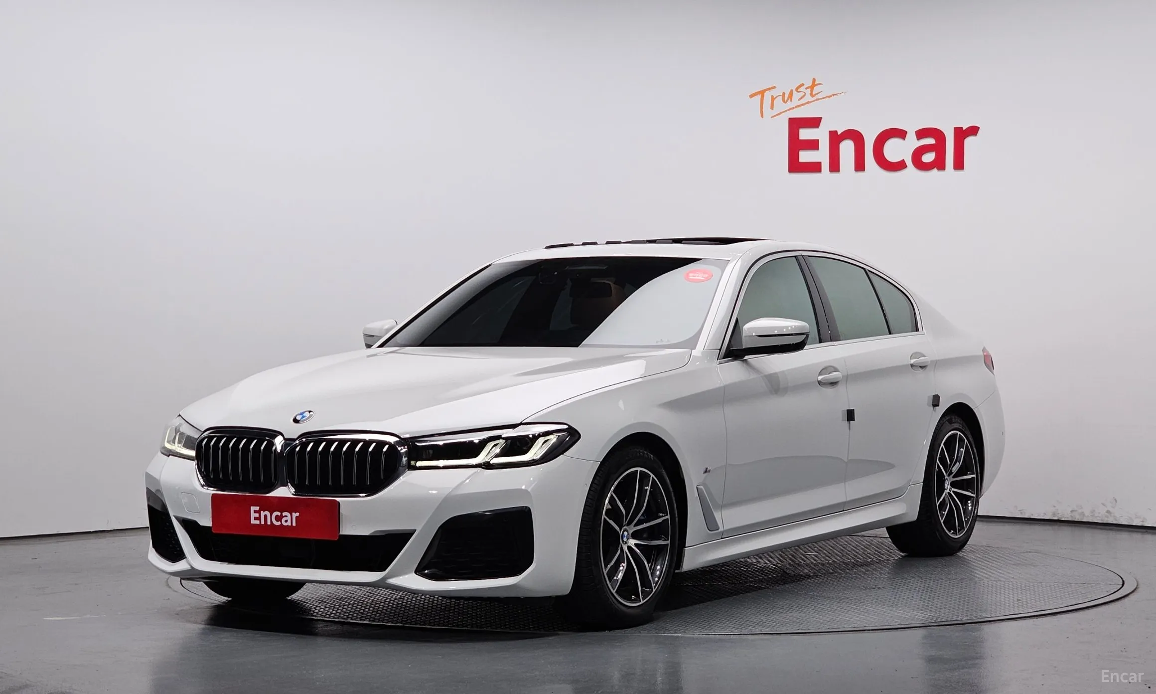 BMW 5 Series (G30)