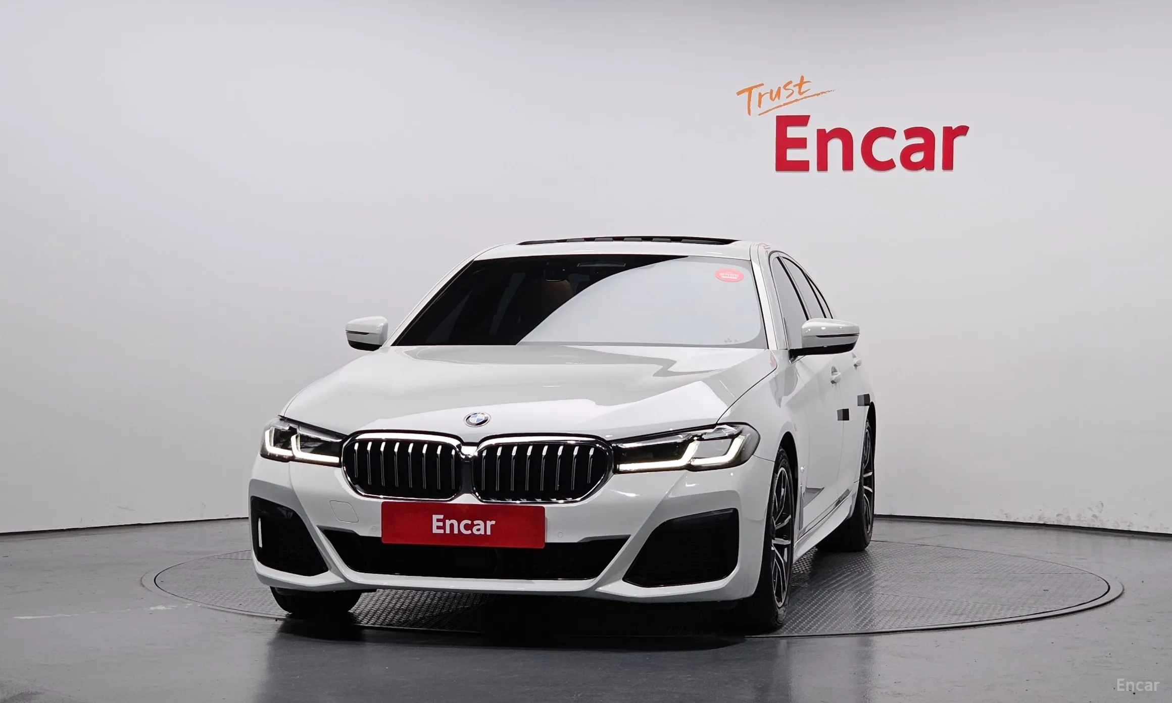 BMW 5 Series (G30)