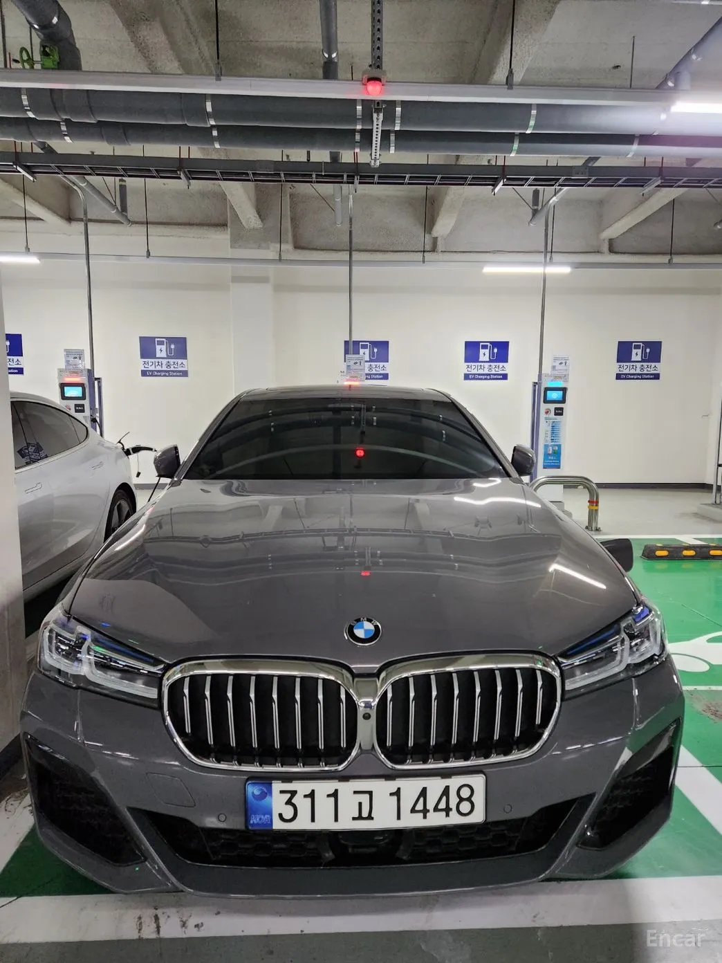 BMW 5 Series (G30) превью 2
