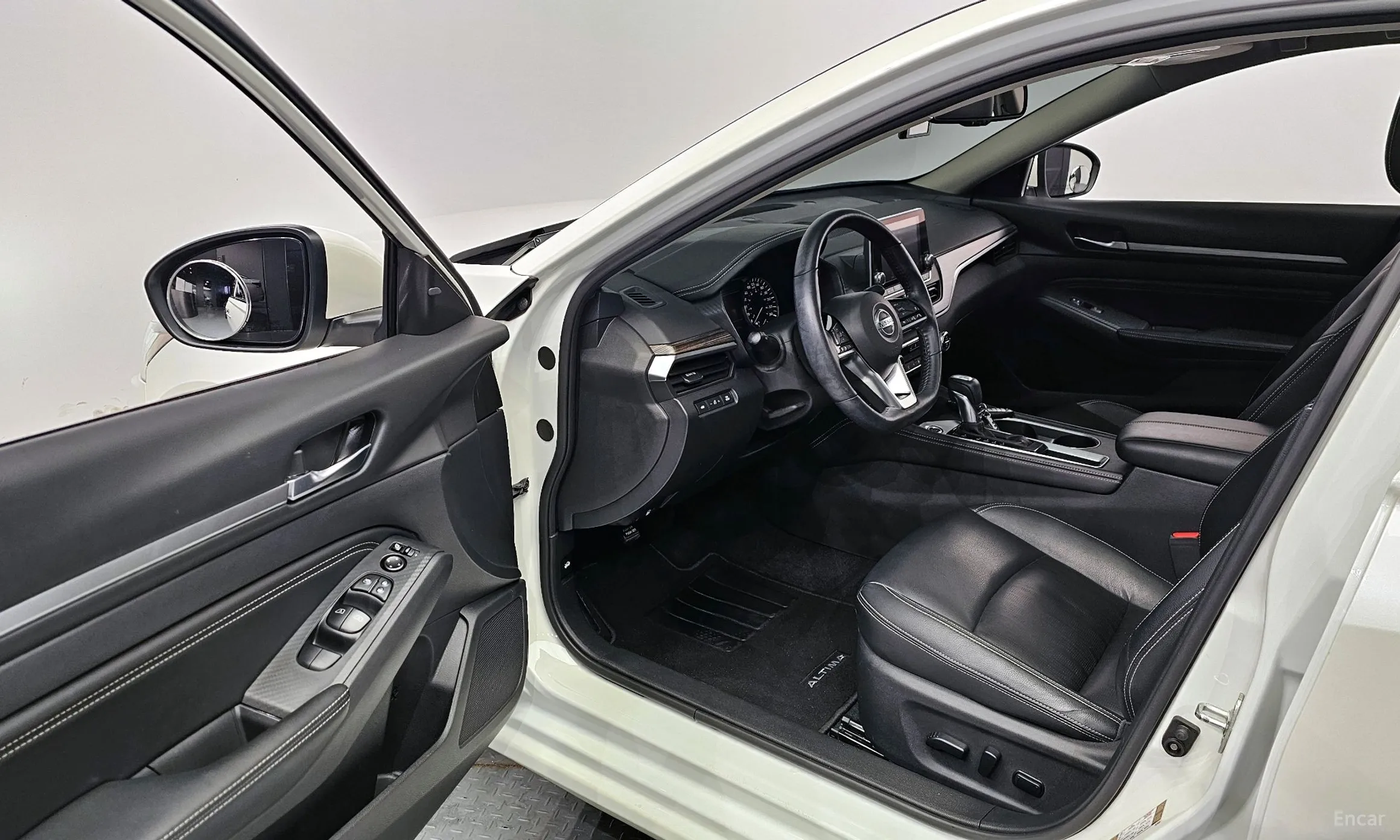 Nissan Altima (L34) превью 11