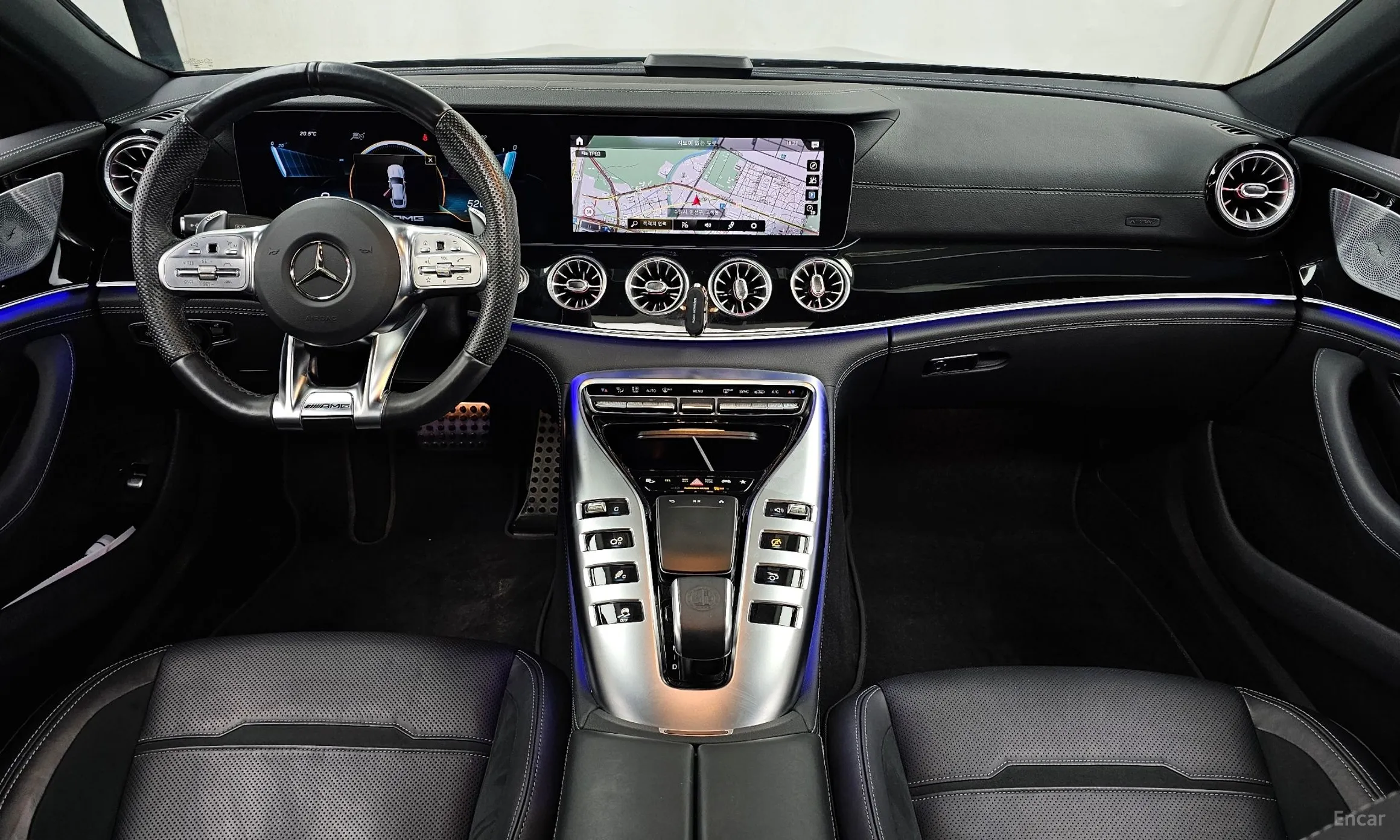 Mercedes Benz AMG GT превью 4