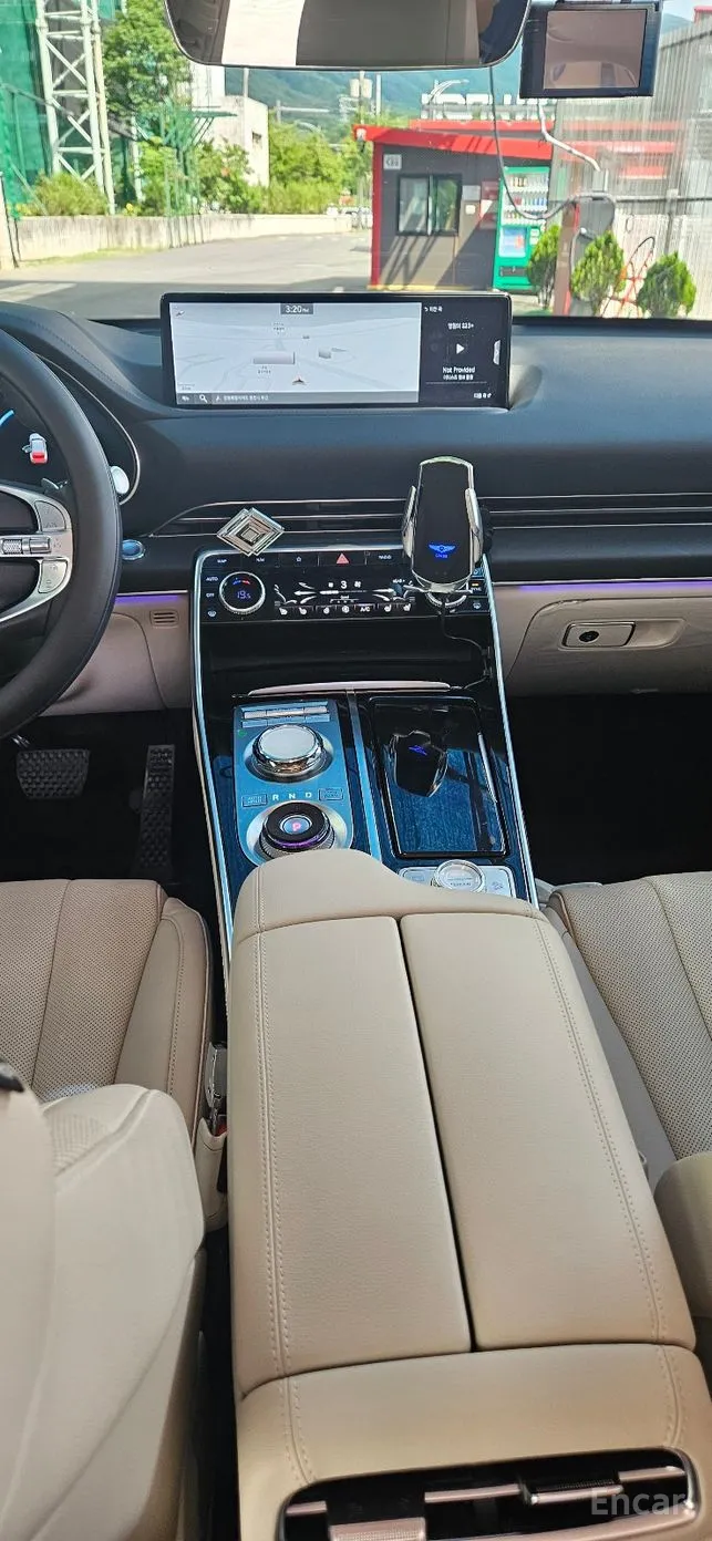 Genesis GV80 превью 8