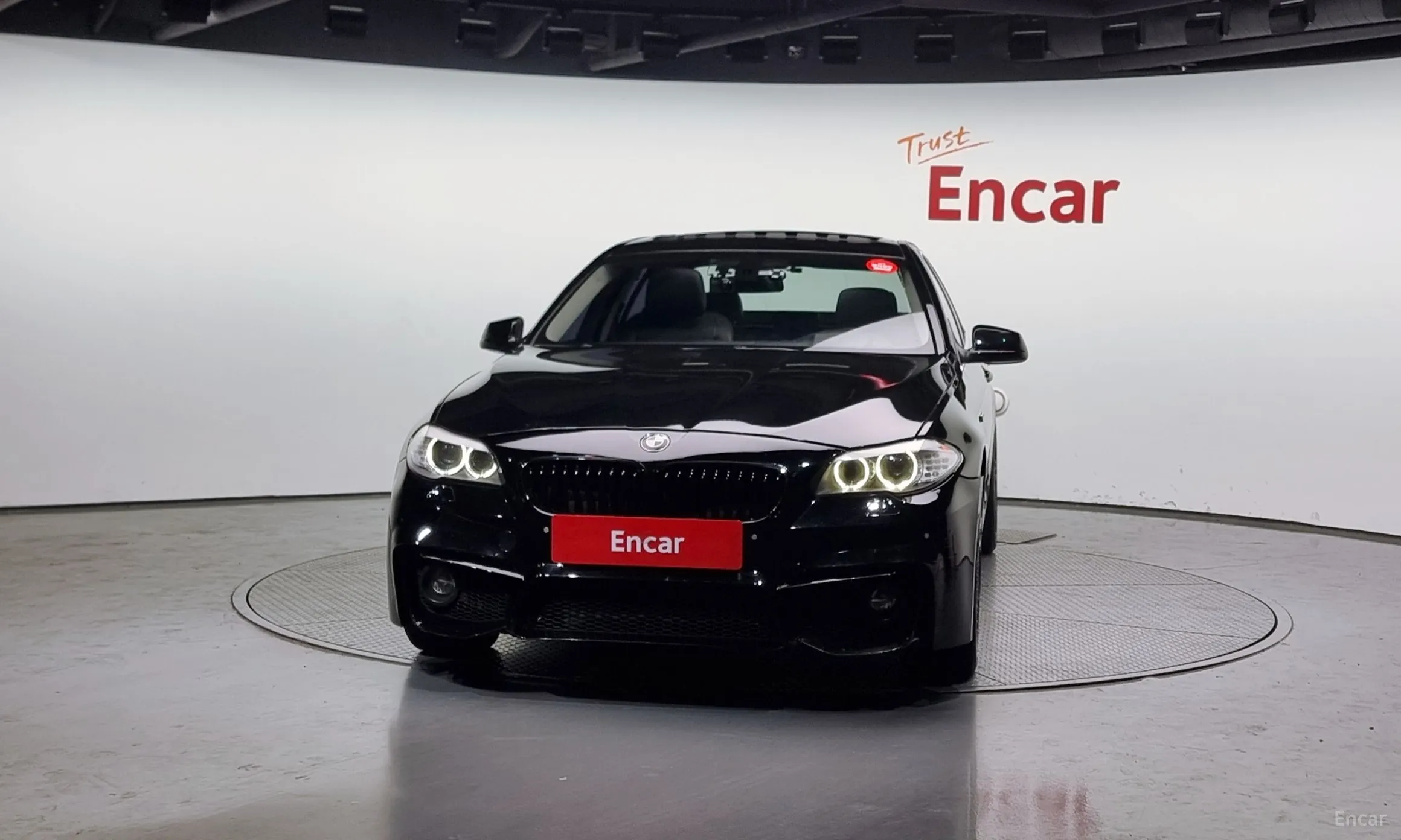 BMW 5 Series (F10) превью 2