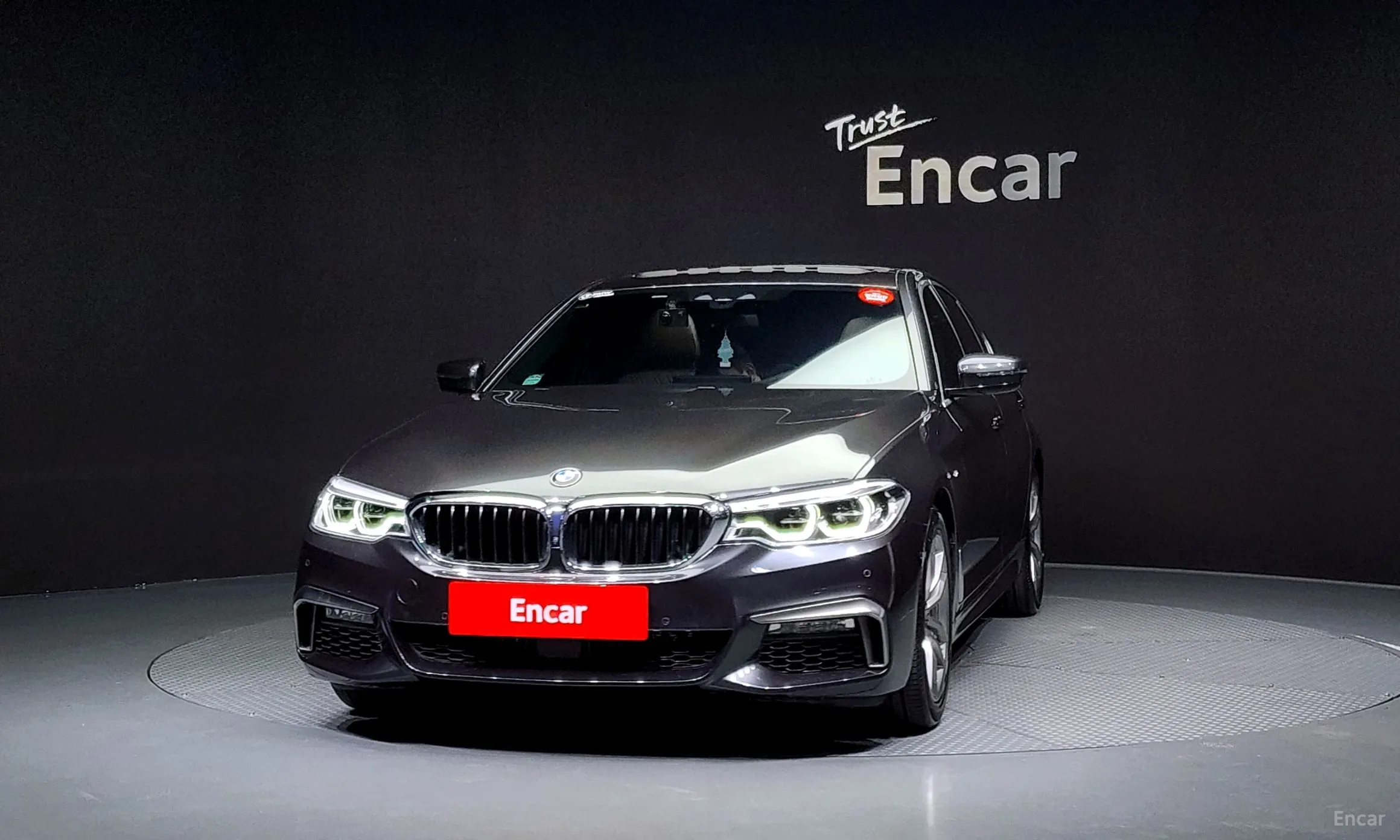 BMW 5 Series (G30)