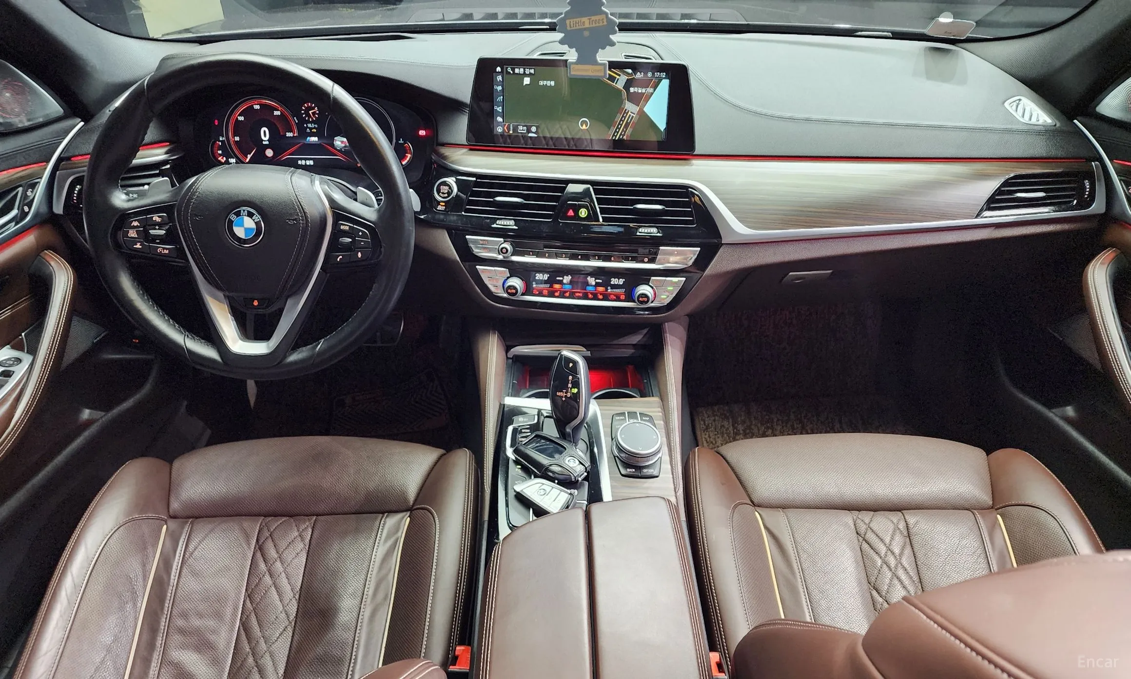BMW 5 Series (G30) превью 4