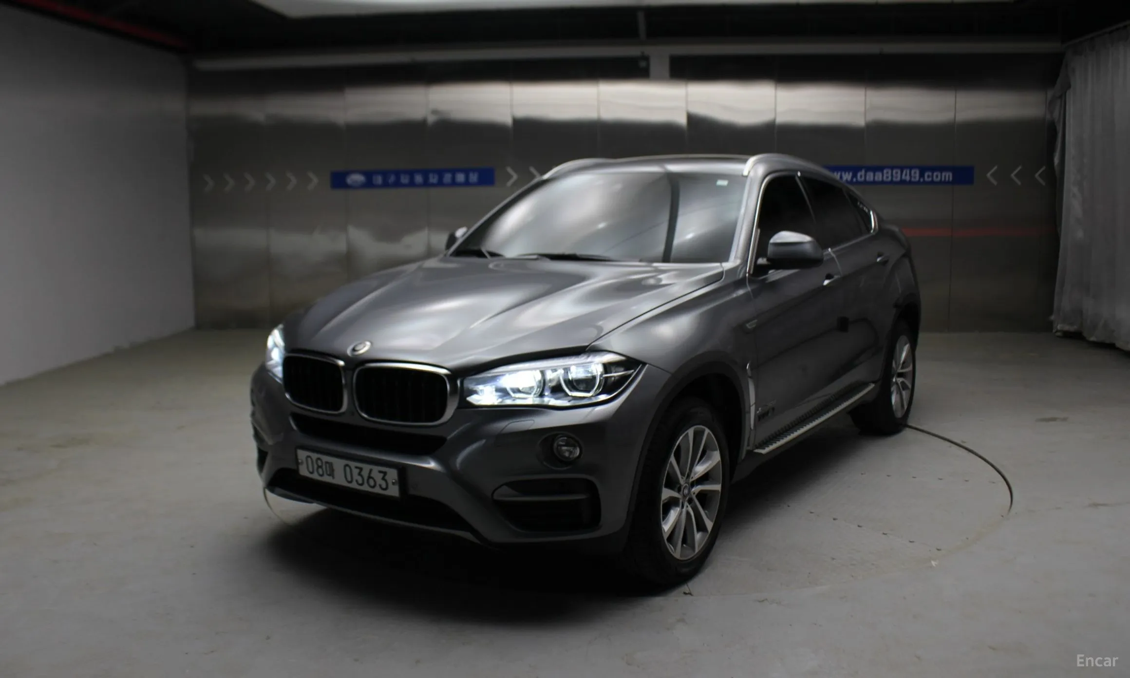 X6 (F16)
