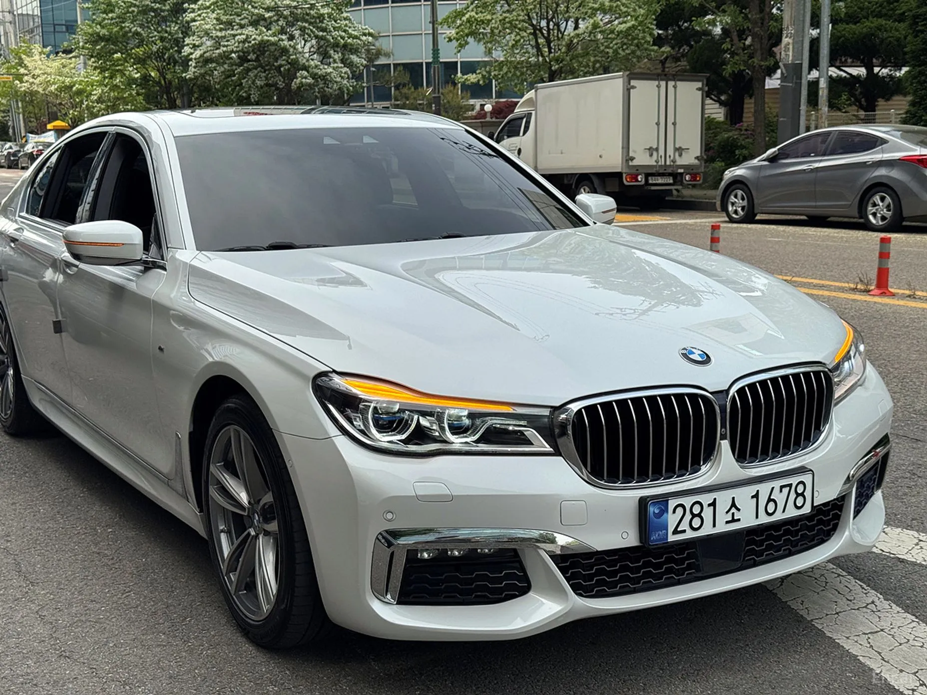 BMW 7 Series (G11) превью 2