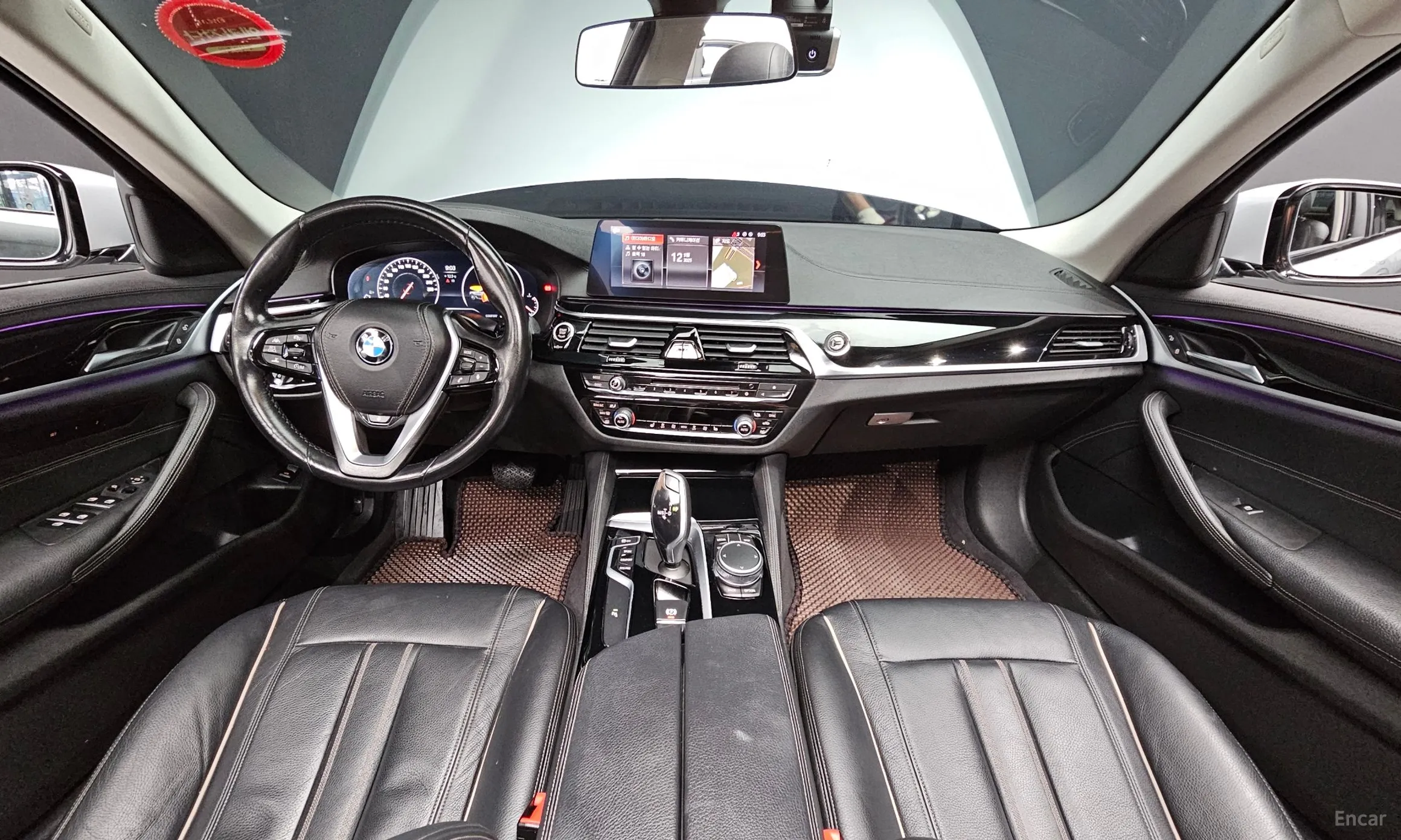BMW 5 Series (G30) превью 4