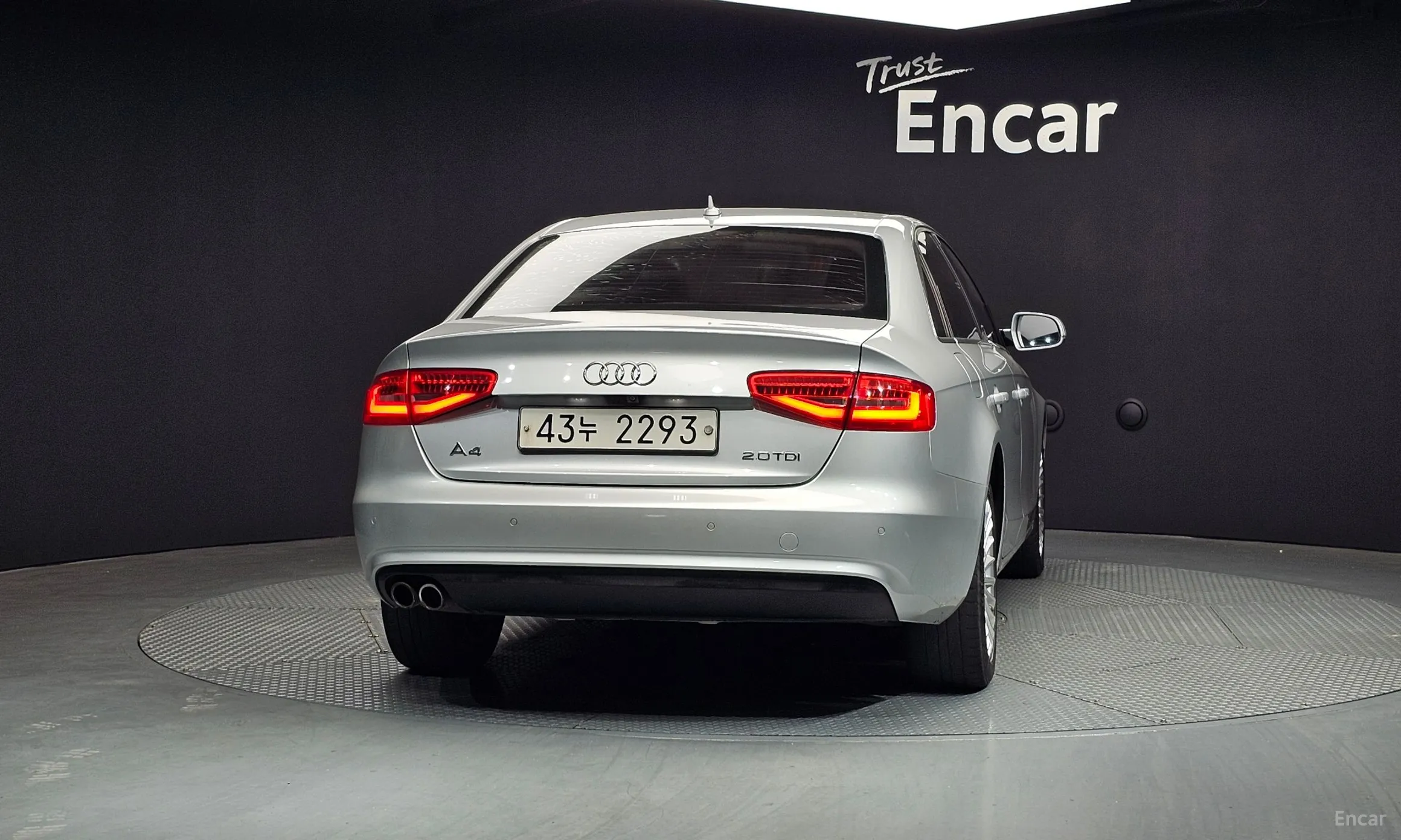Audi New A4 превью 3