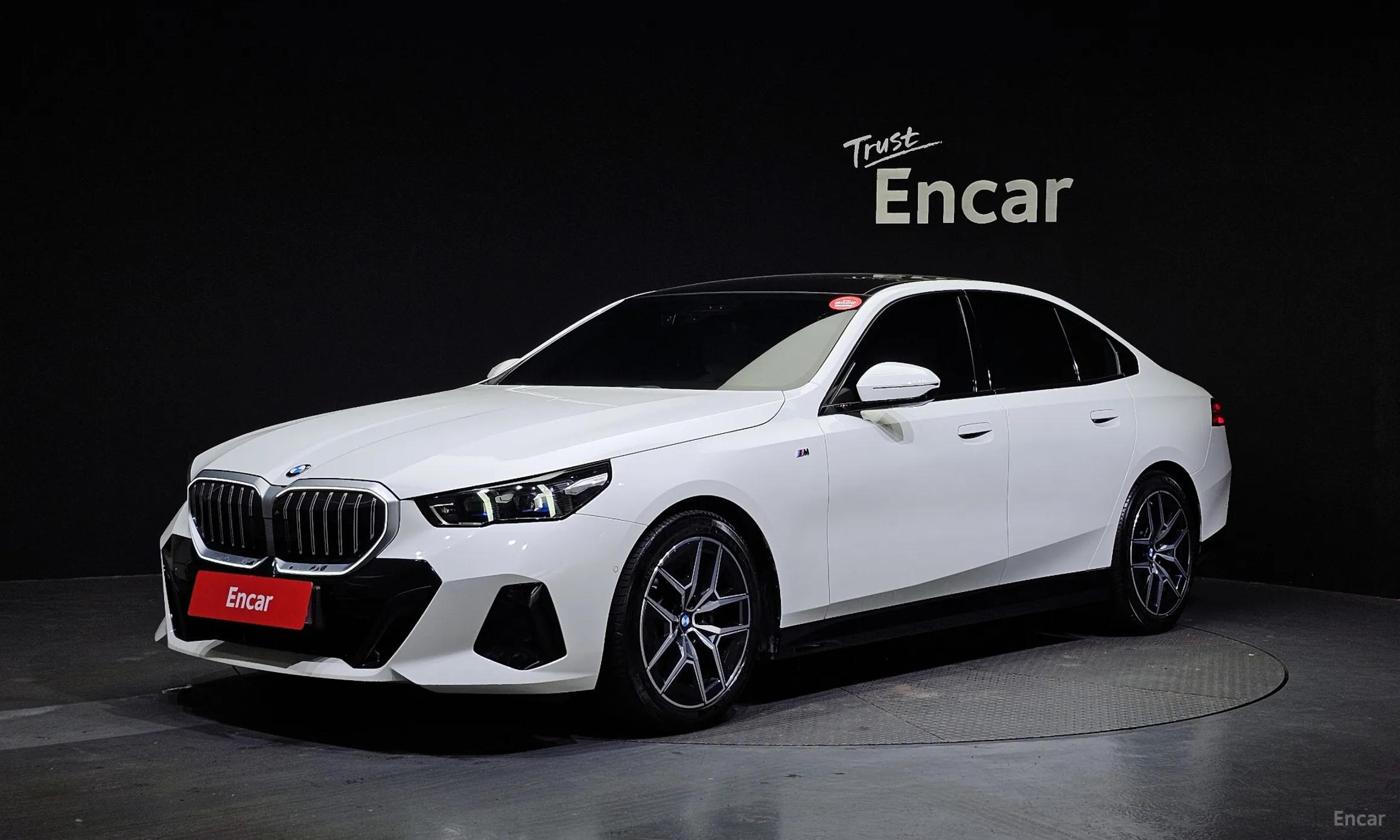 BMW 5 Series (G60)