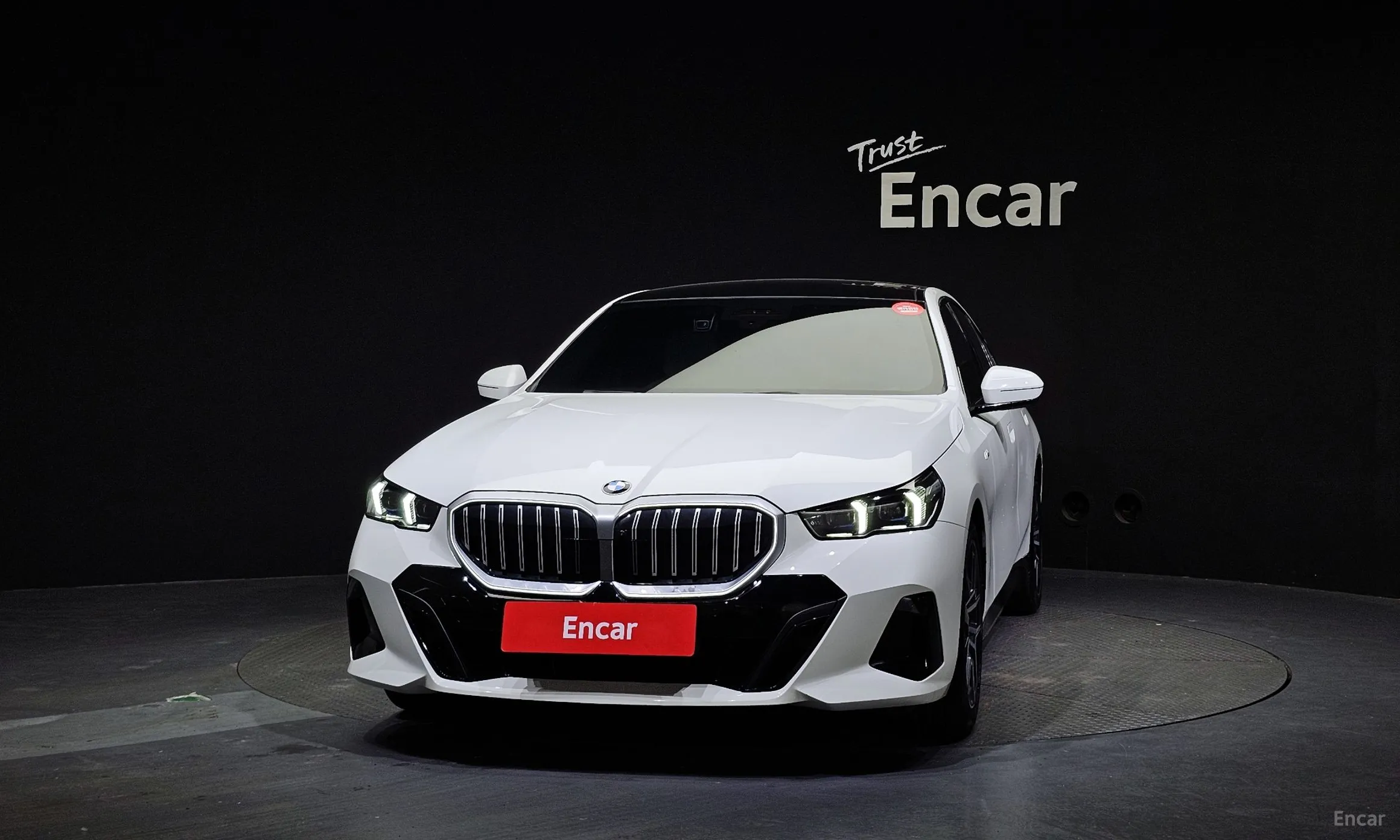 BMW 5 Series (G60)
