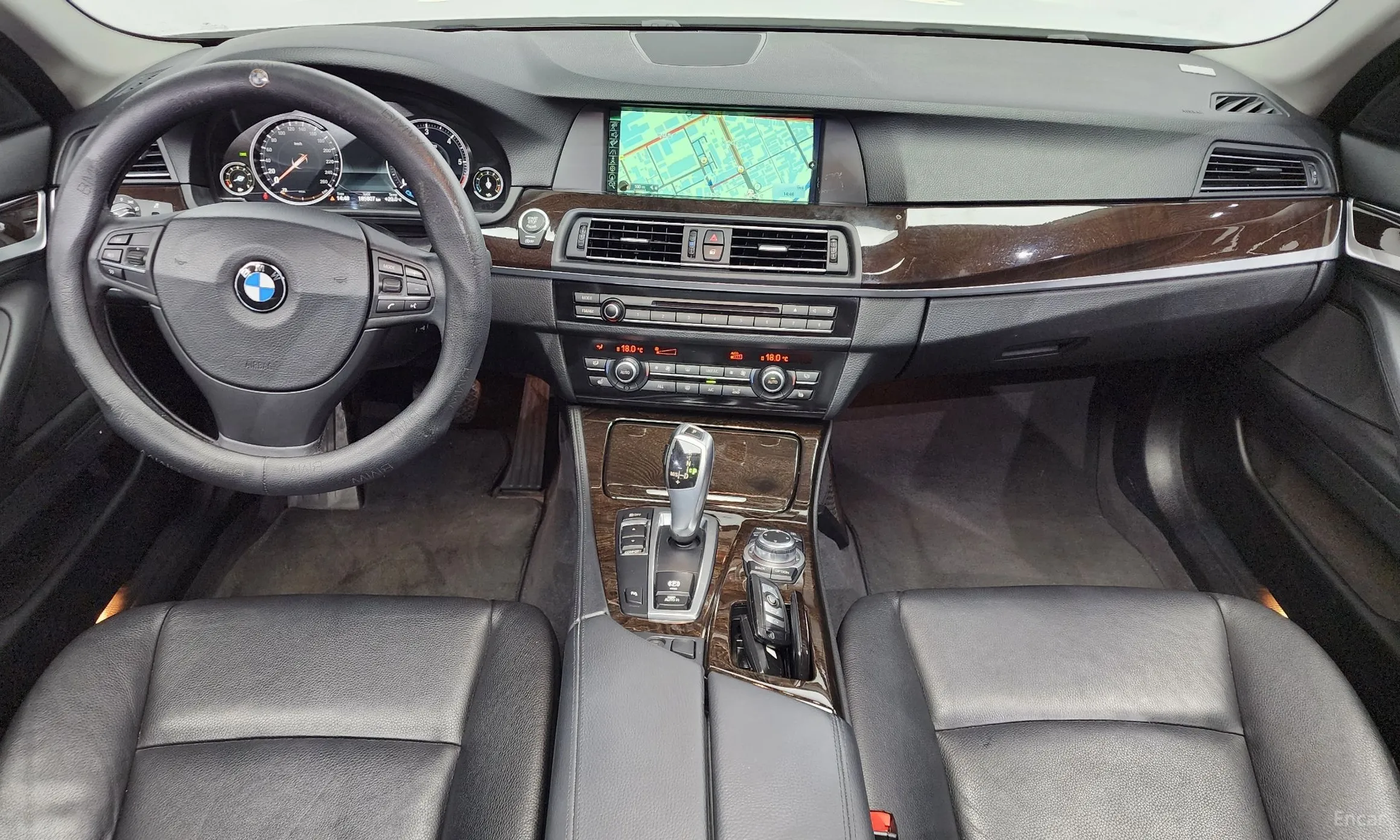 BMW 5 Series (F10) превью 4