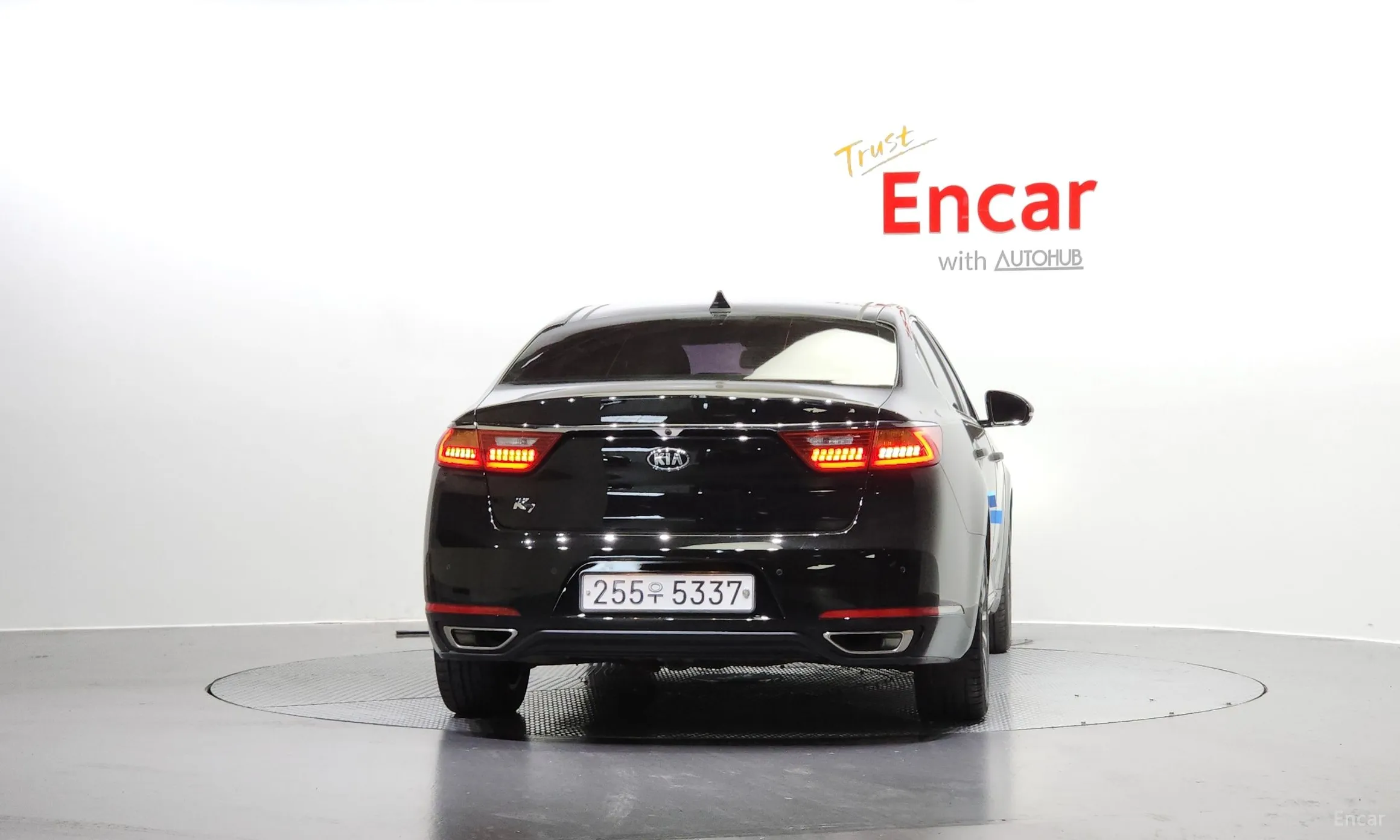 Kia K7 превью 3