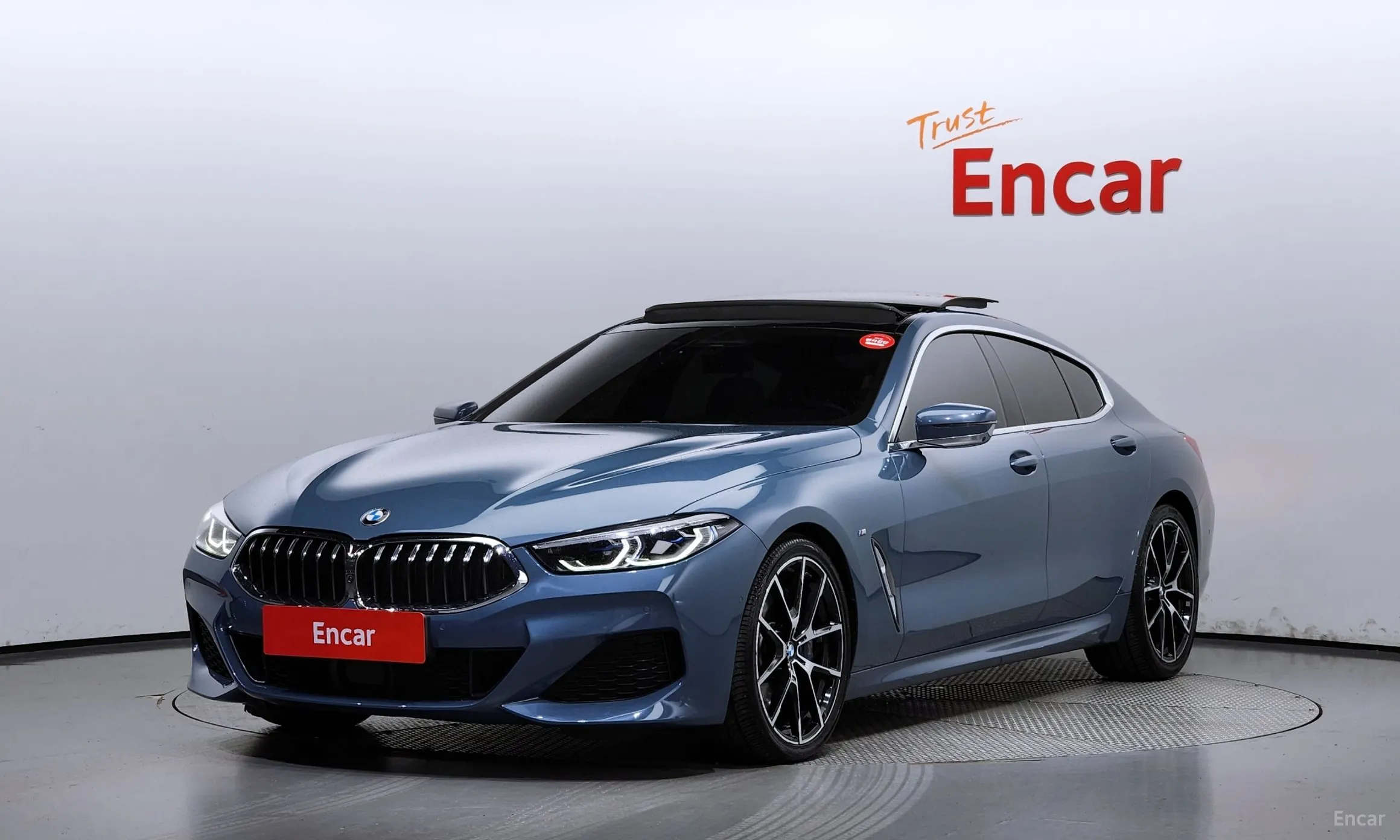 BMW 8-series (G15)