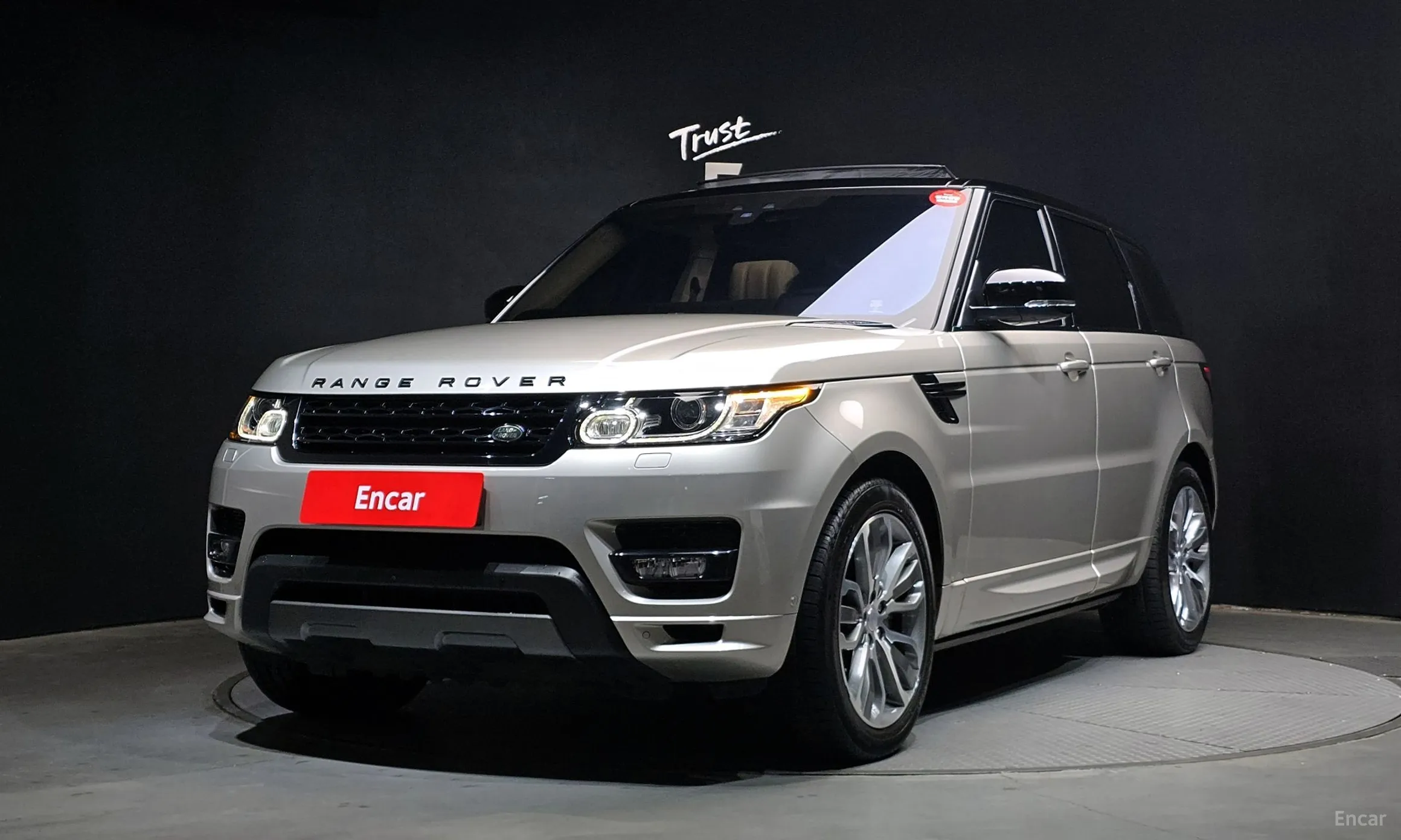Land Rover Range Rover Sport 2nd Generation