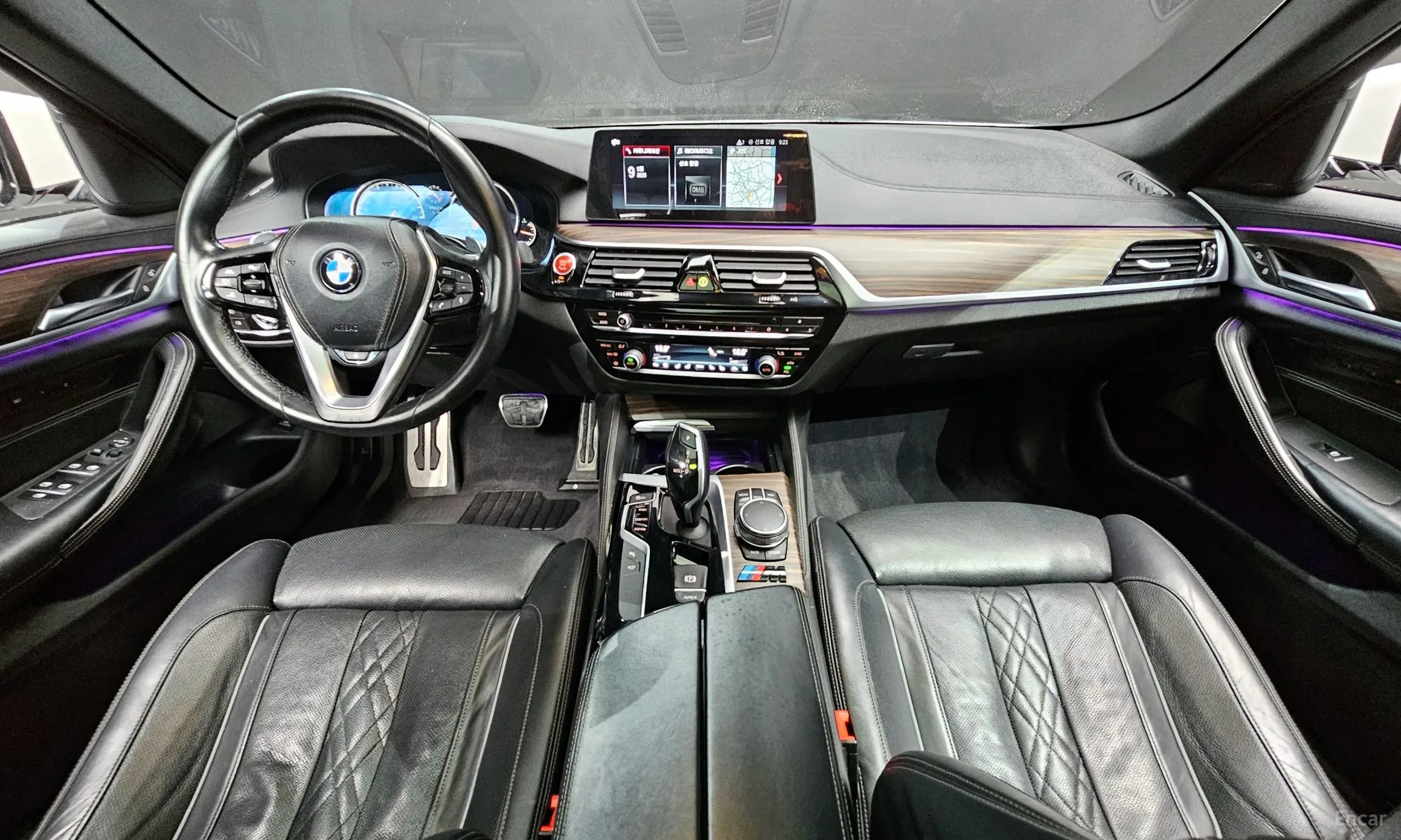 BMW 5 Series (G30) превью 4