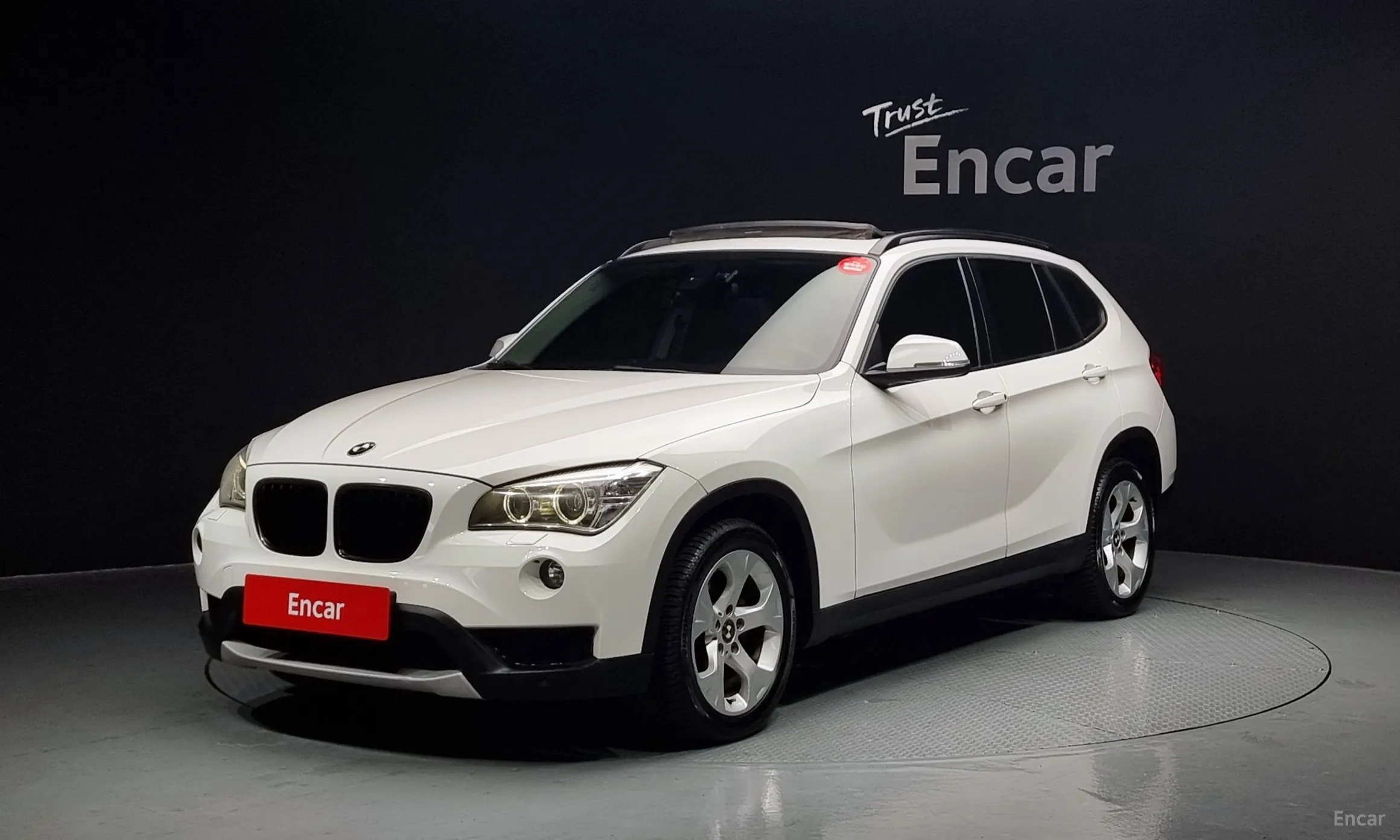 X1 (E84)