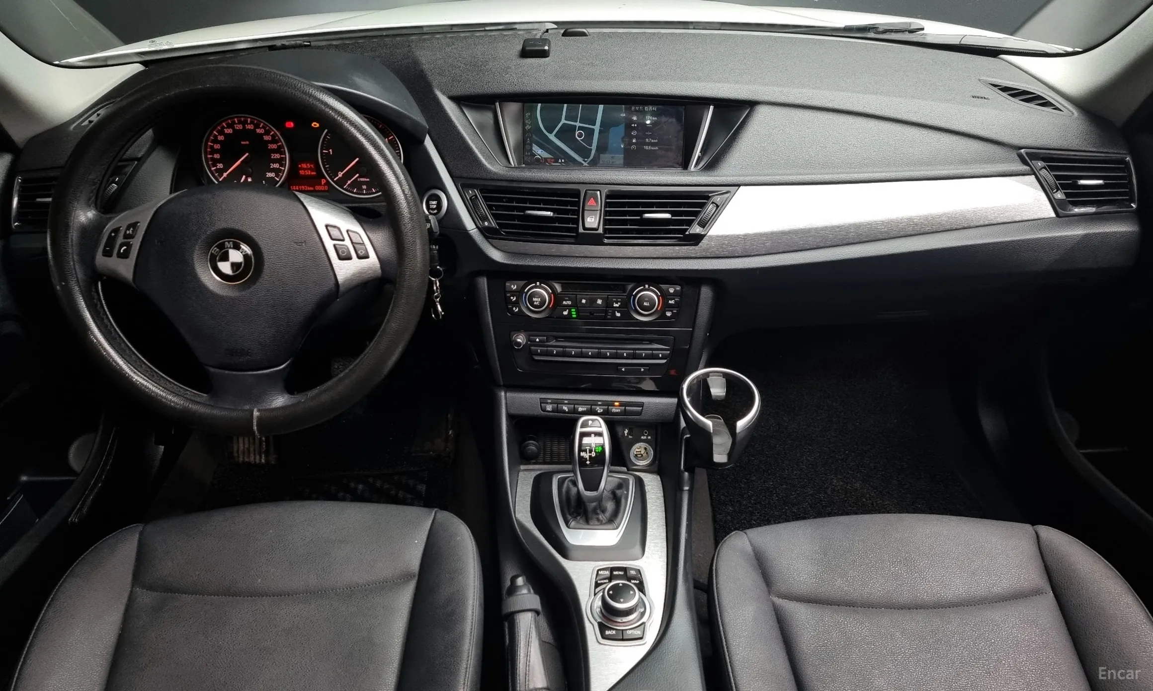 BMW X1 (E84) превью 4