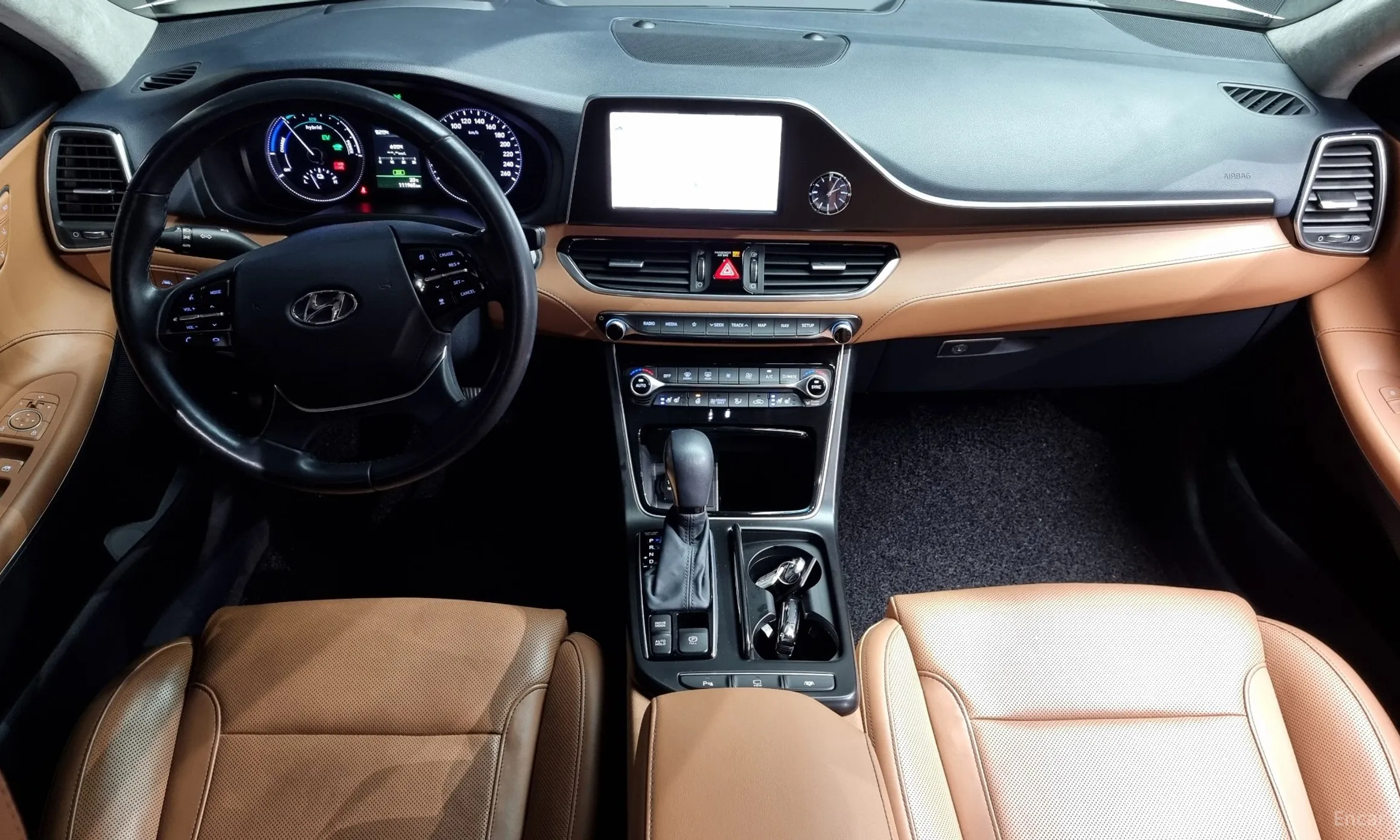 Hyundai Grandeur IG Hybrid превью 4