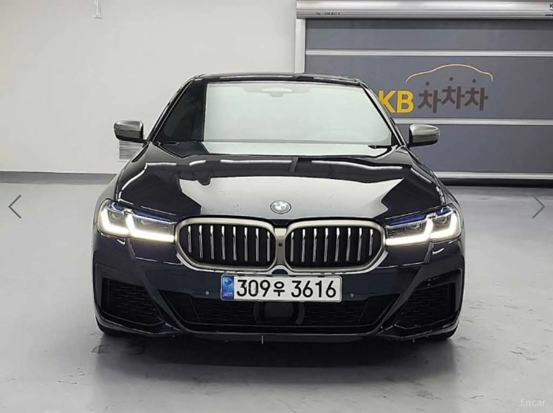BMW 5 Series (G30) превью 2