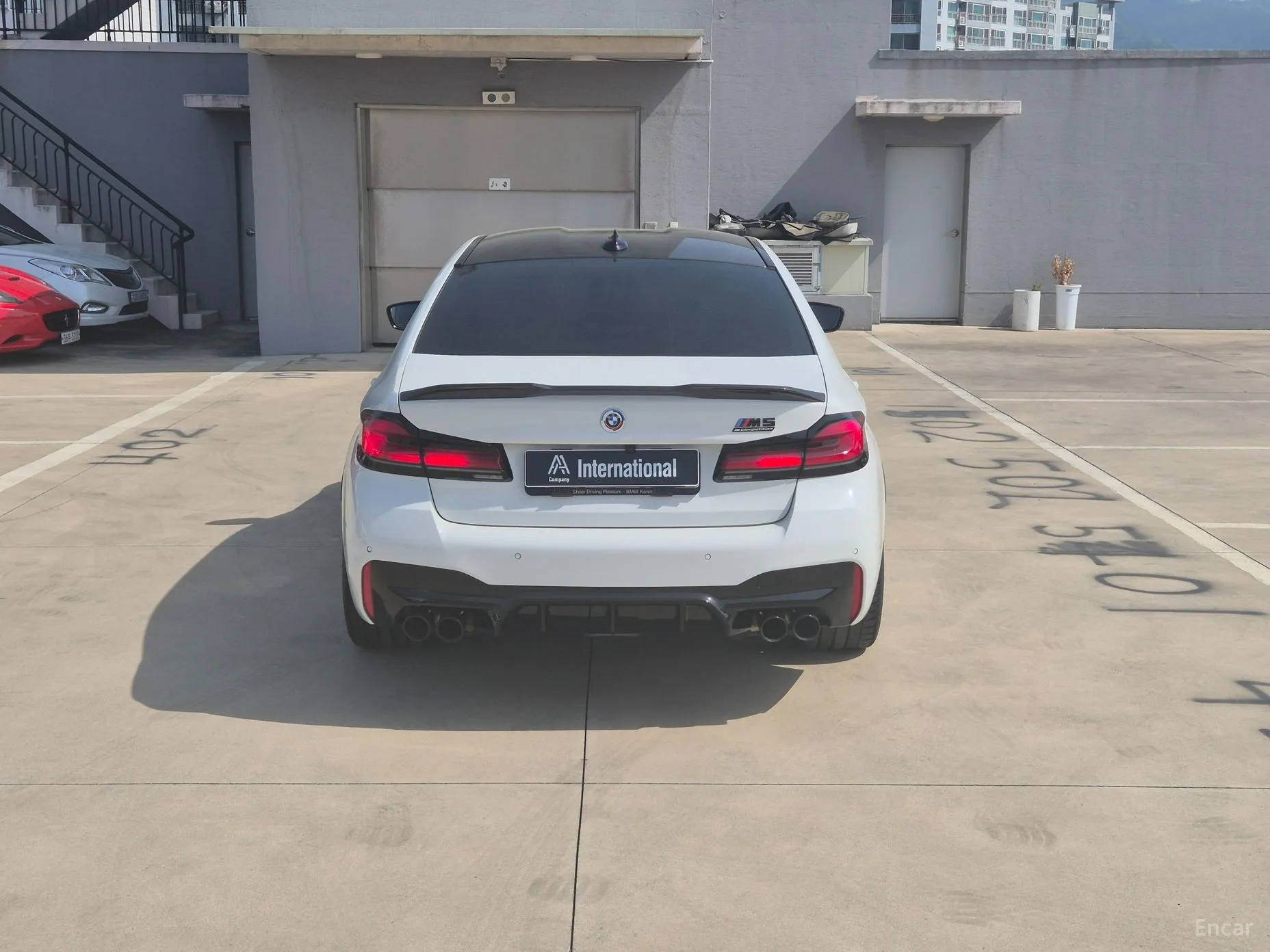 BMW M5 (F90)