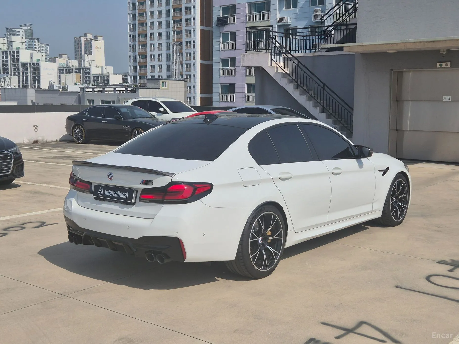 BMW M5 (F90) превью 3