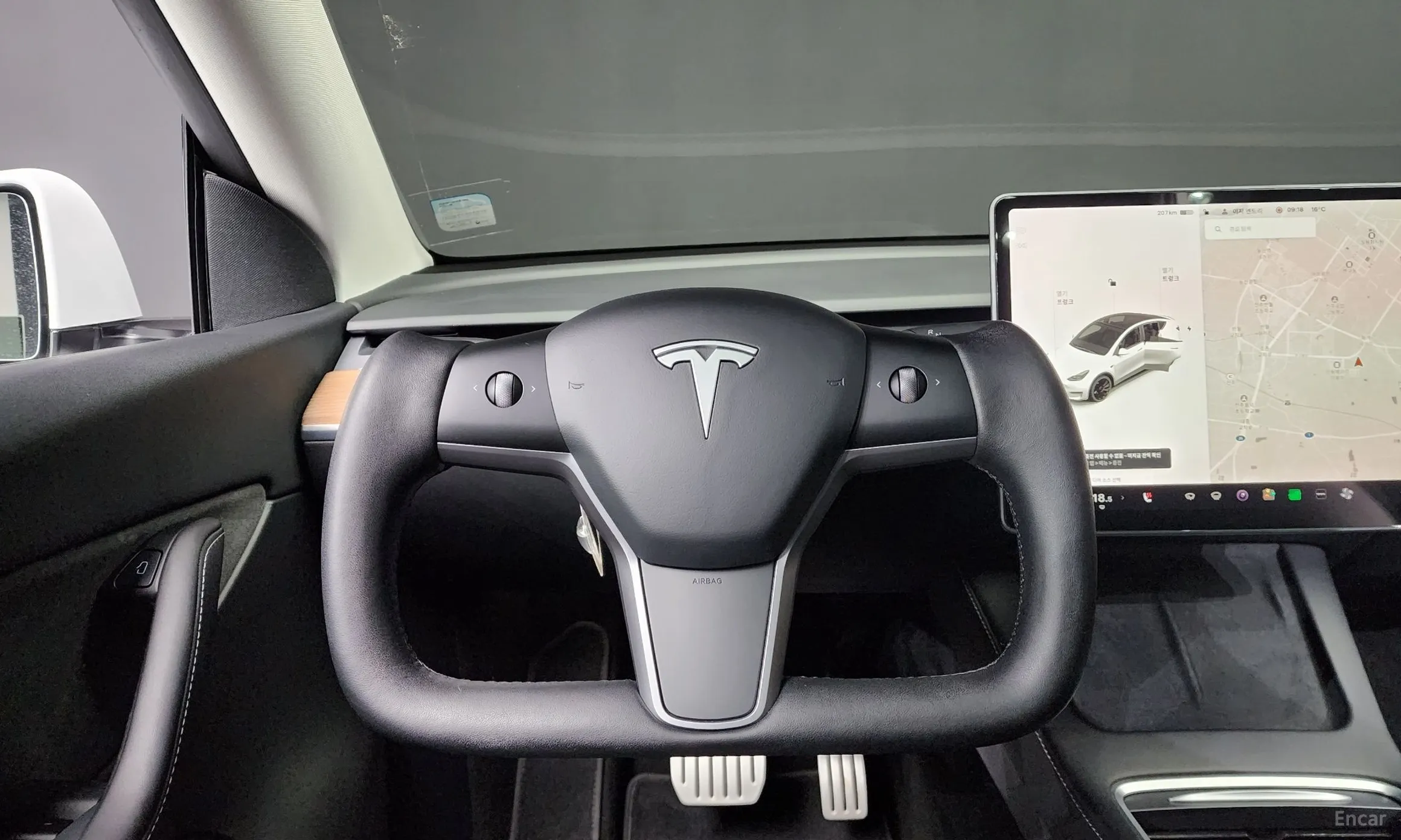 Tesla Model Y превью 13