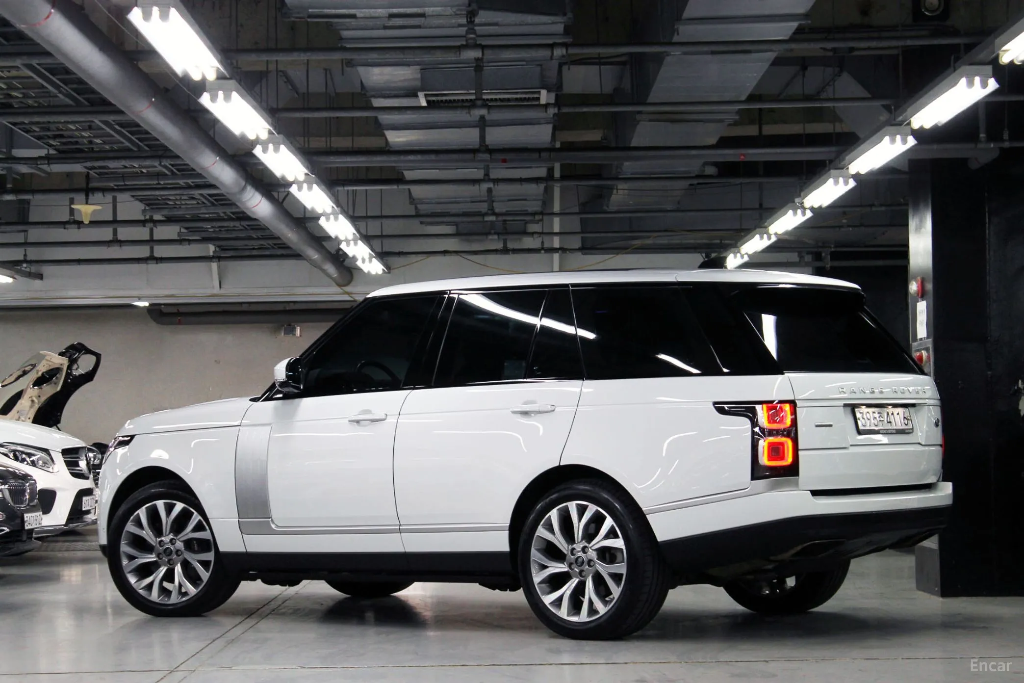 Land Rover Range Rover 4th Generation превью 3