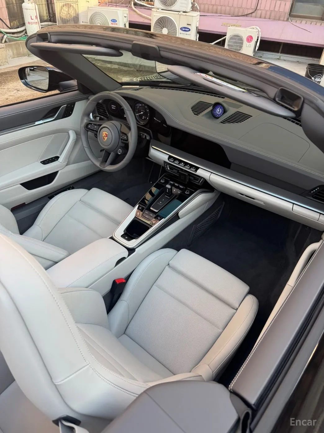 Porsche 911 (992) превью 4