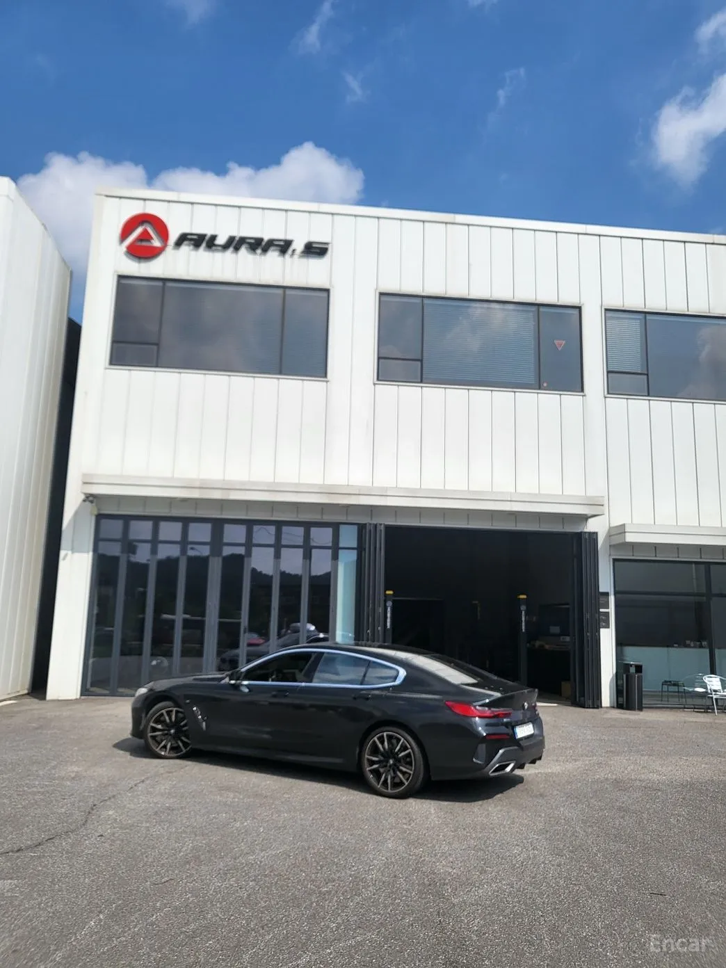 BMW 8-series (G15) превью 4