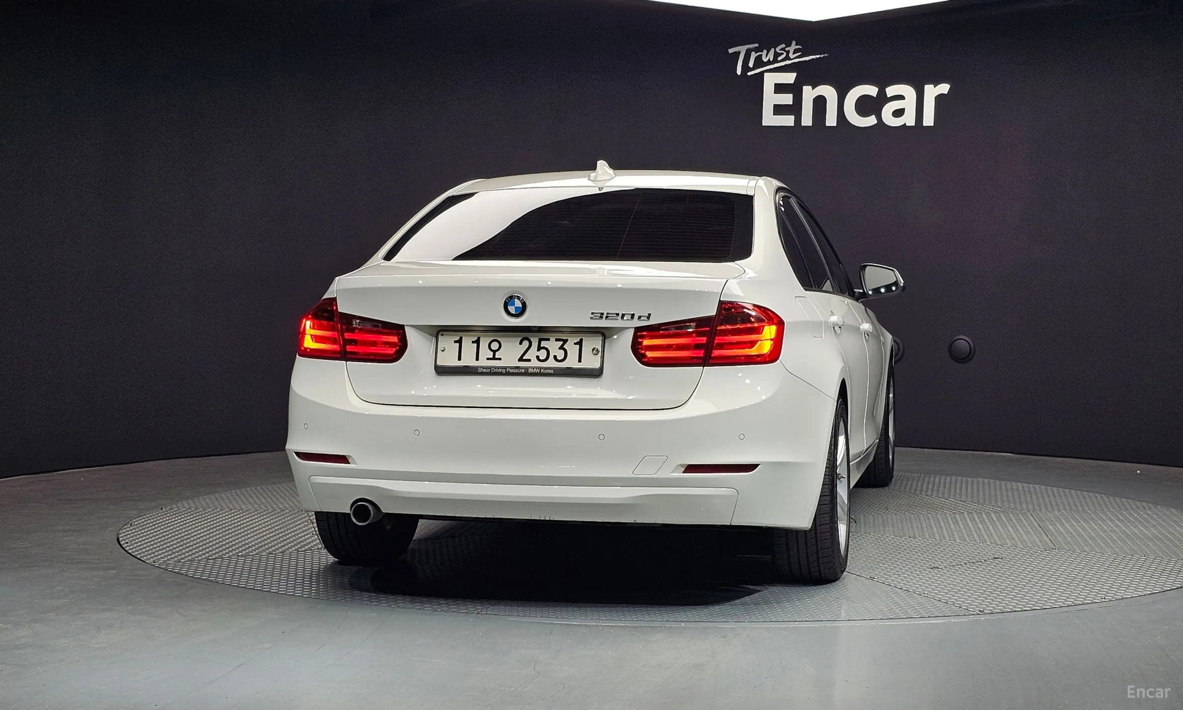 BMW 3 Series (F30) превью 3