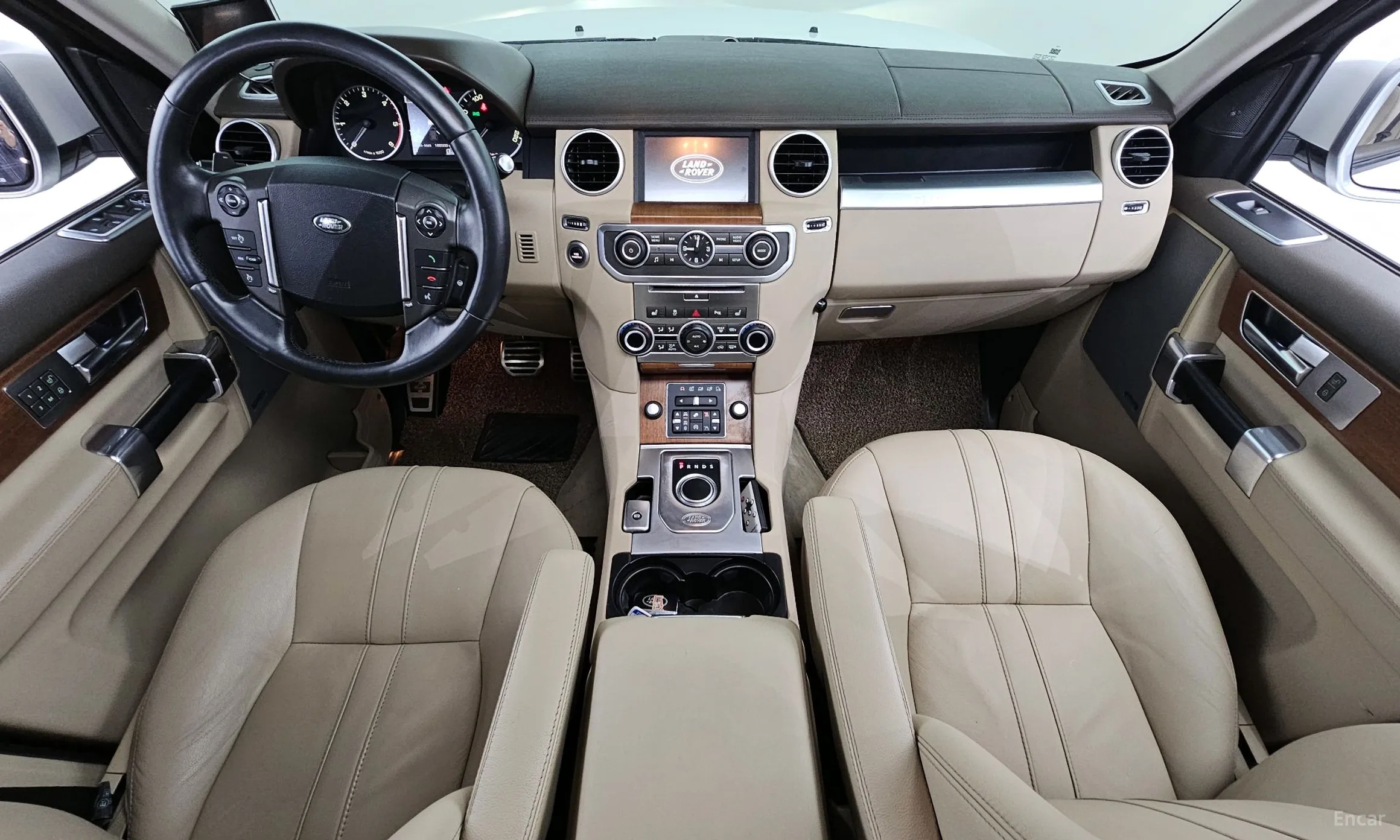 Land Rover Discovery 4 превью 4