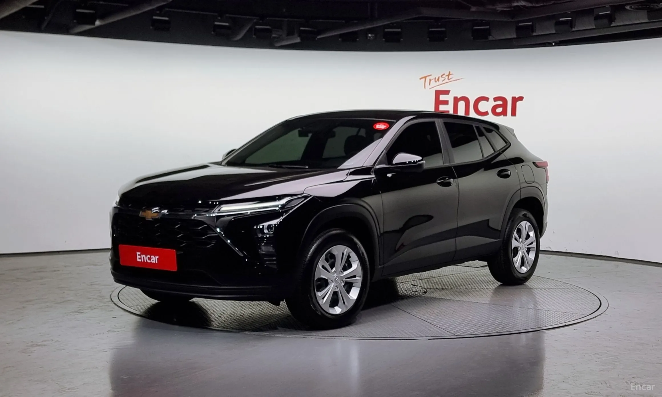Trax Crossover