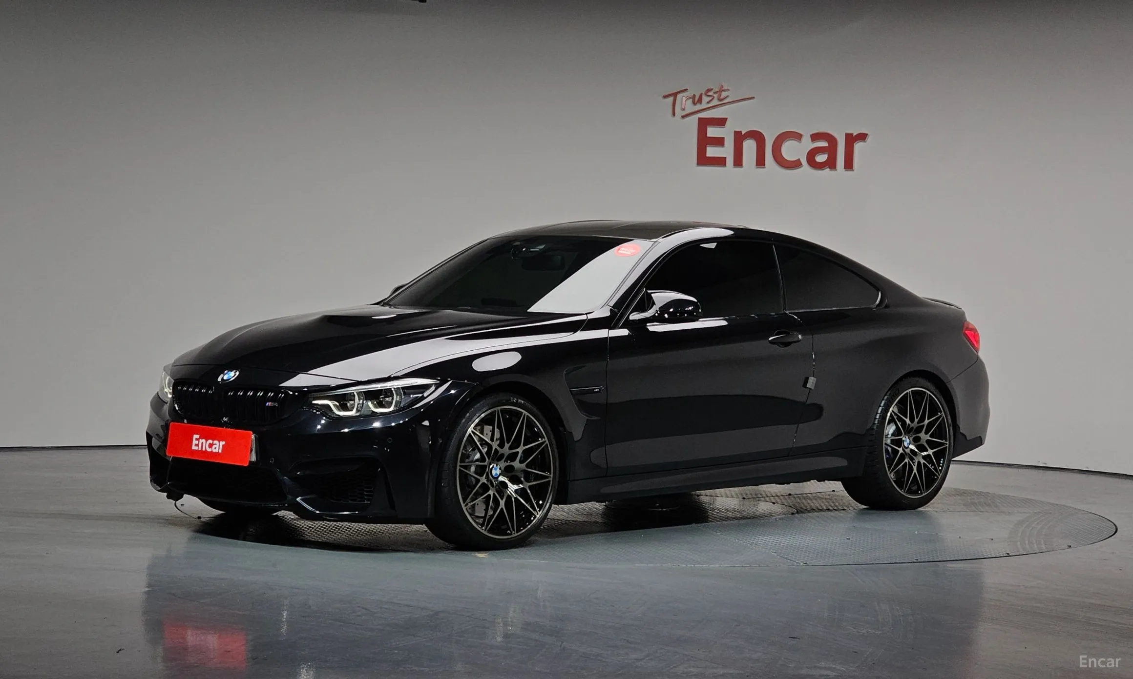 BMW M4 (F82)