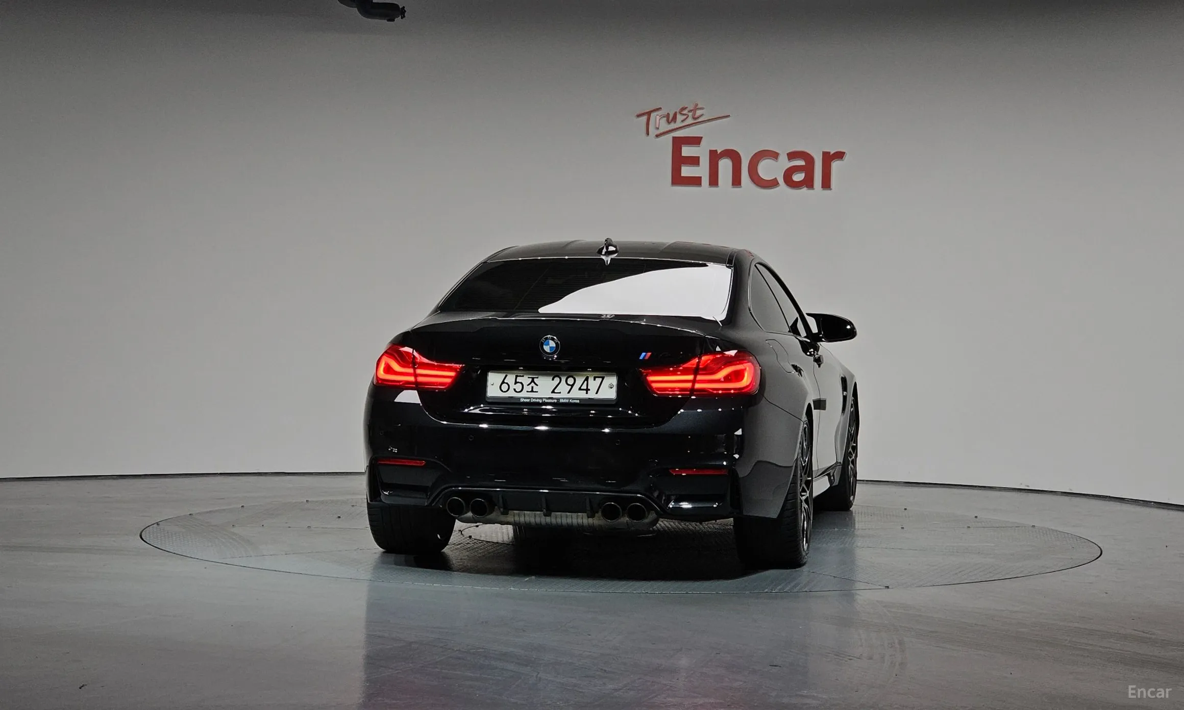 BMW M4 (F82) превью 3