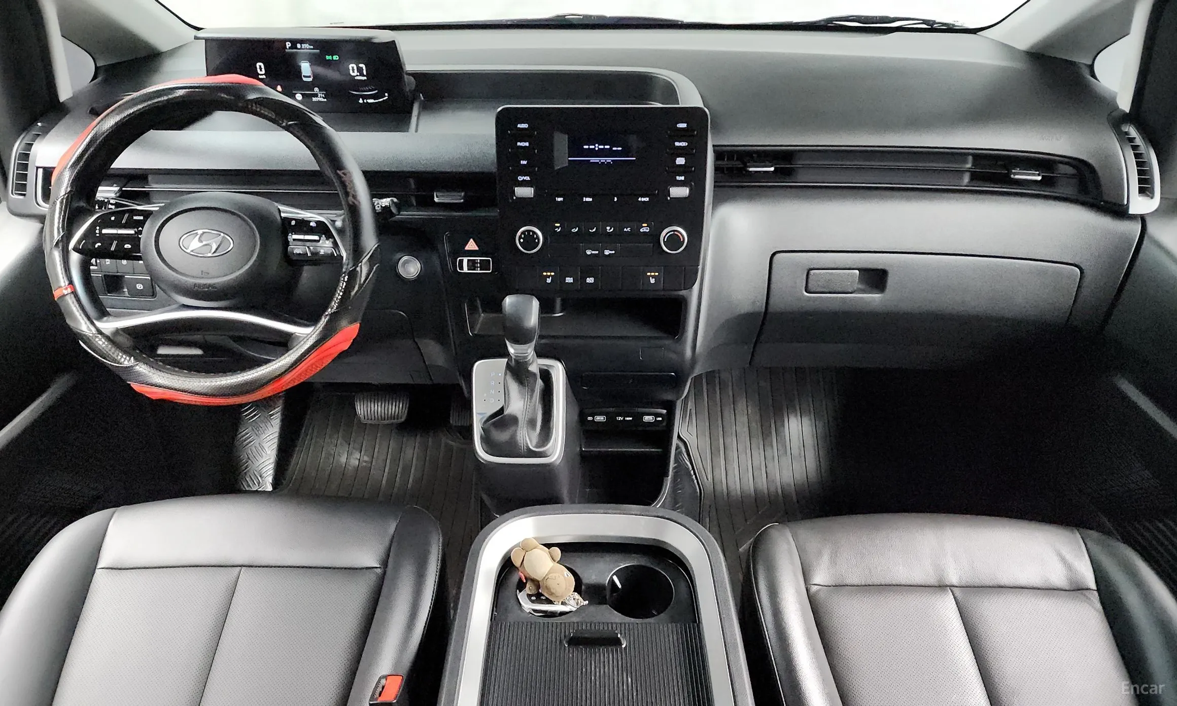 Hyundai Staria превью 4