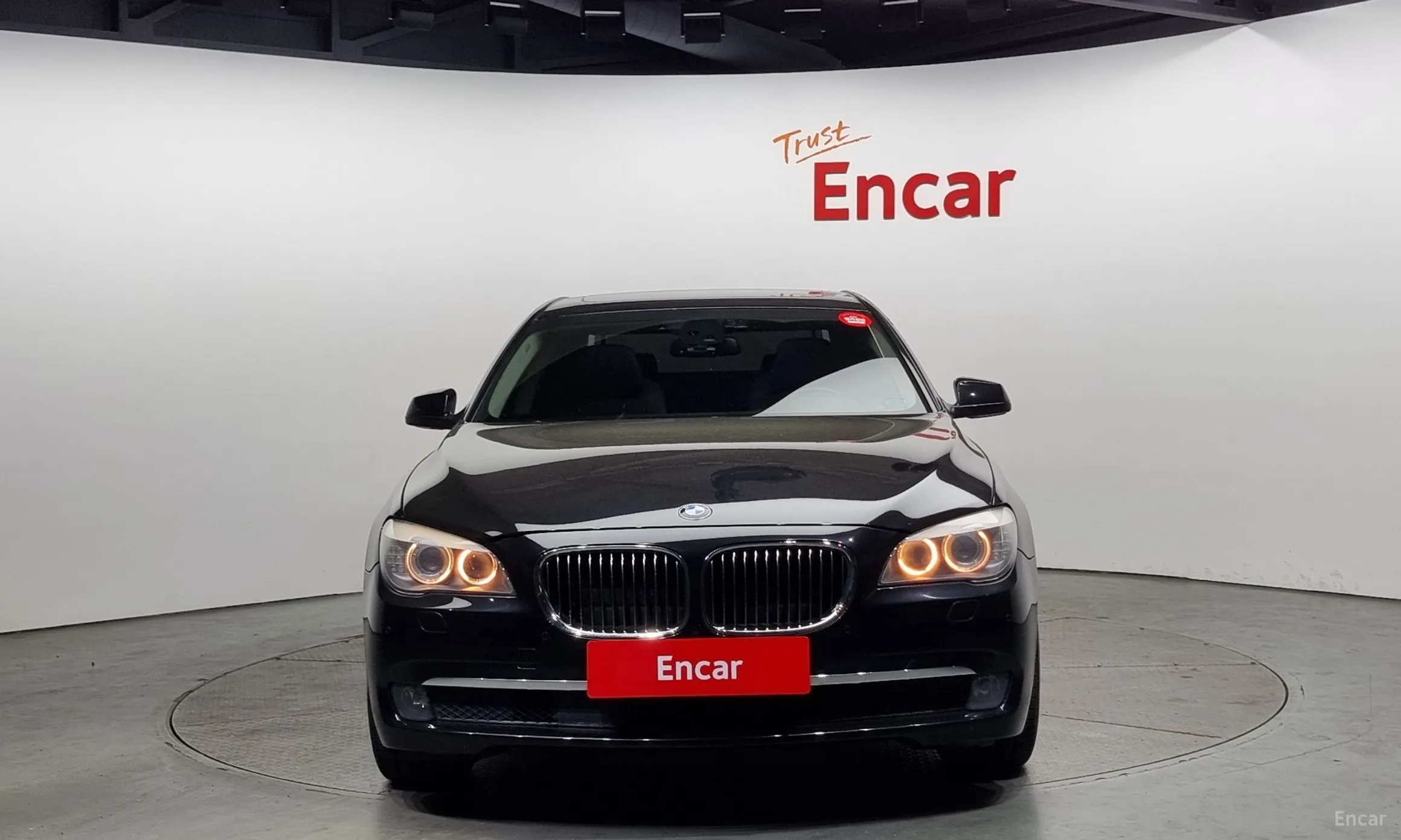 BMW 7 Series (F01) превью 2