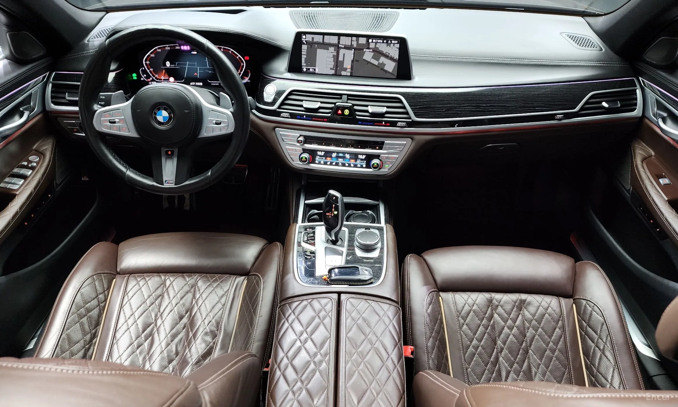 BMW 7 Series (G11) превью 4