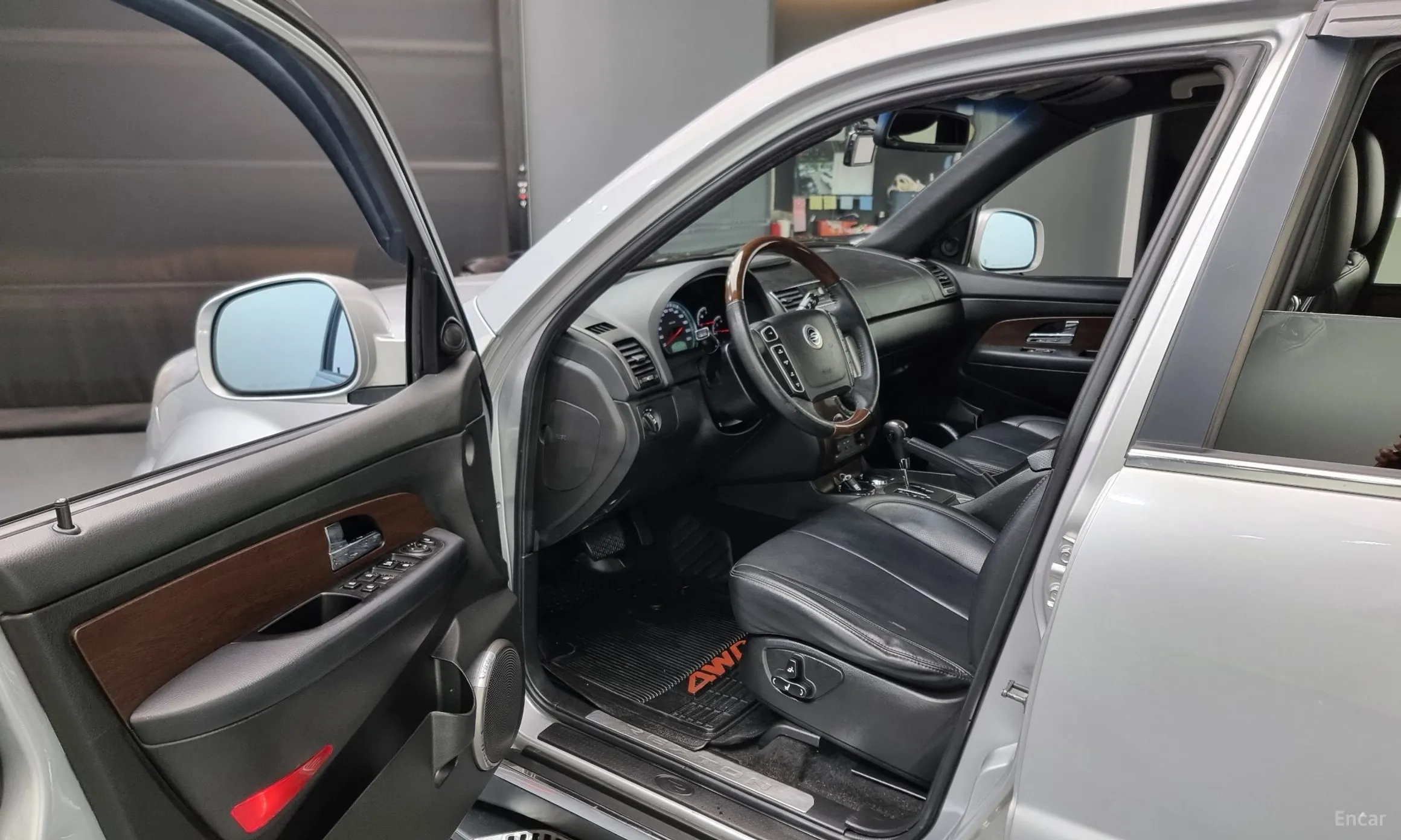 KG Mobility (SsangYong) Rexton W превью 10