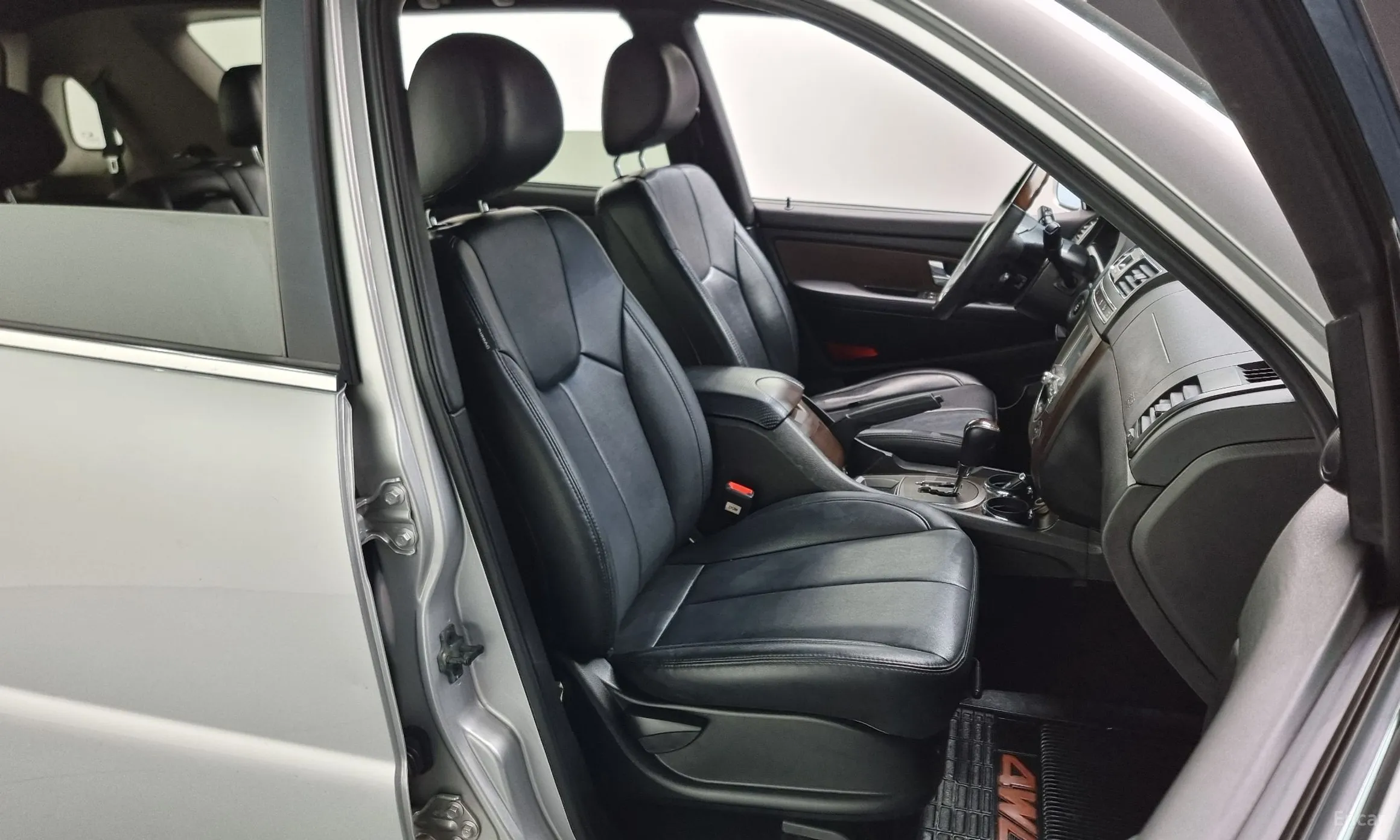 KG Mobility (SsangYong) Rexton W превью 12