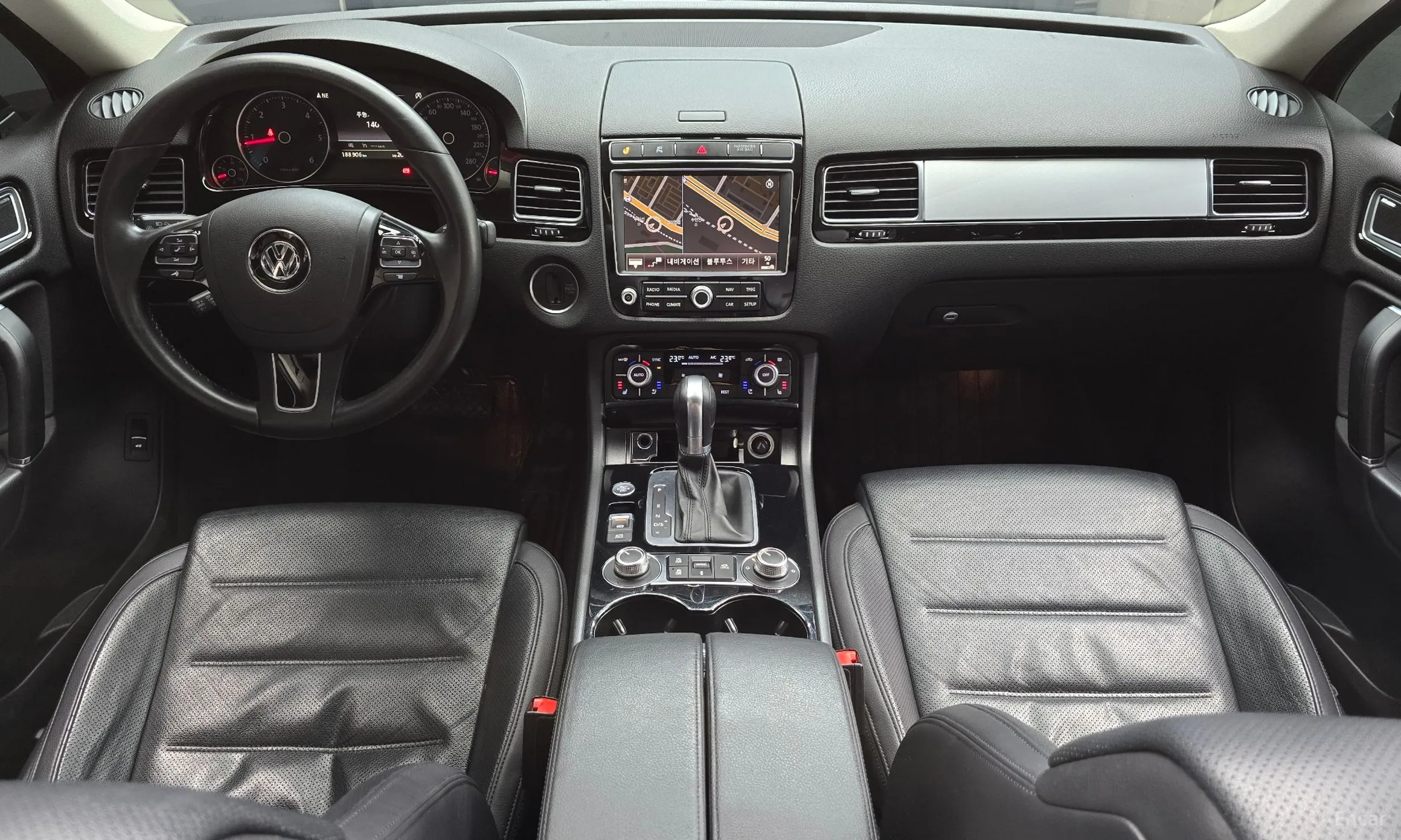 Volkswagen New Touareg превью 4