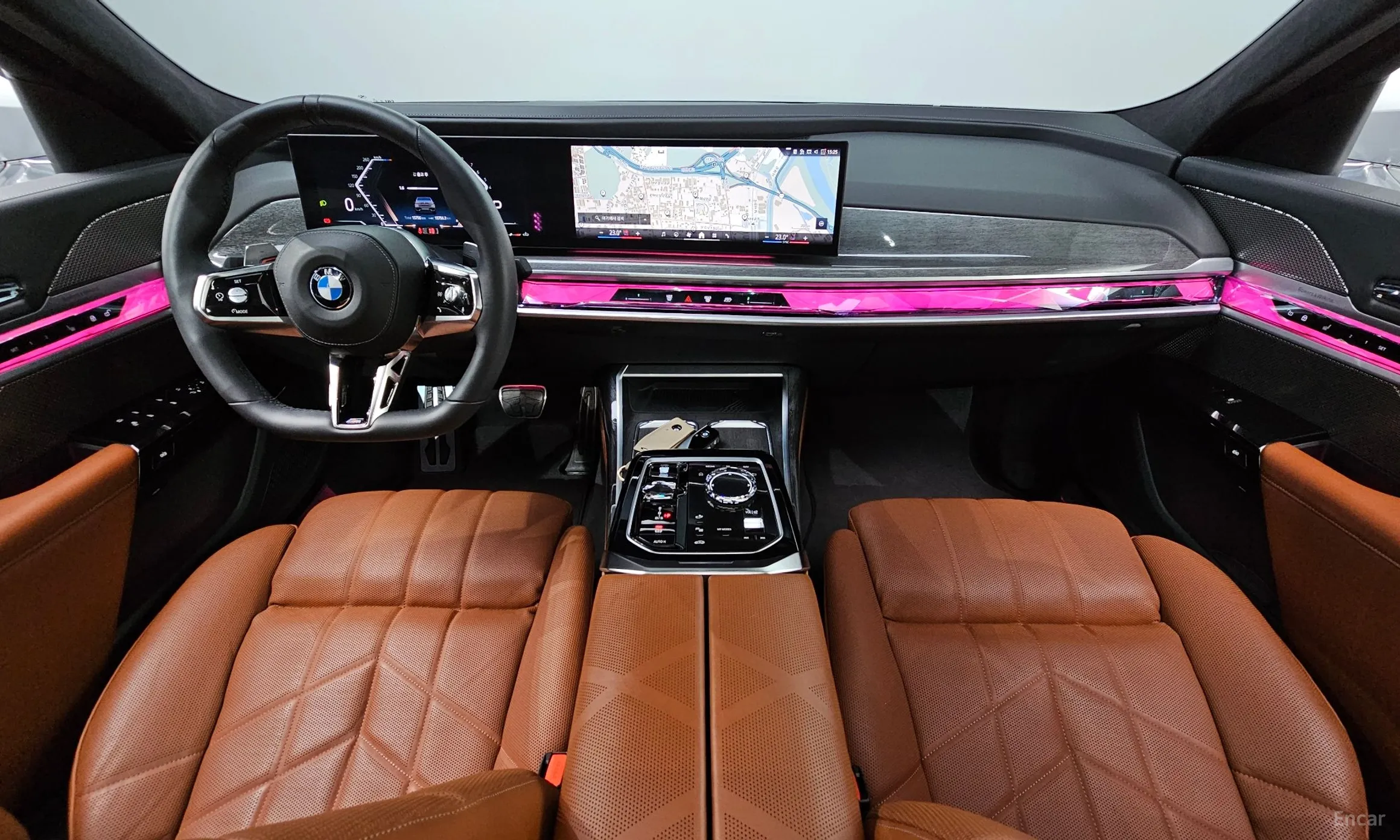 BMW 7 Series (G70) превью 4