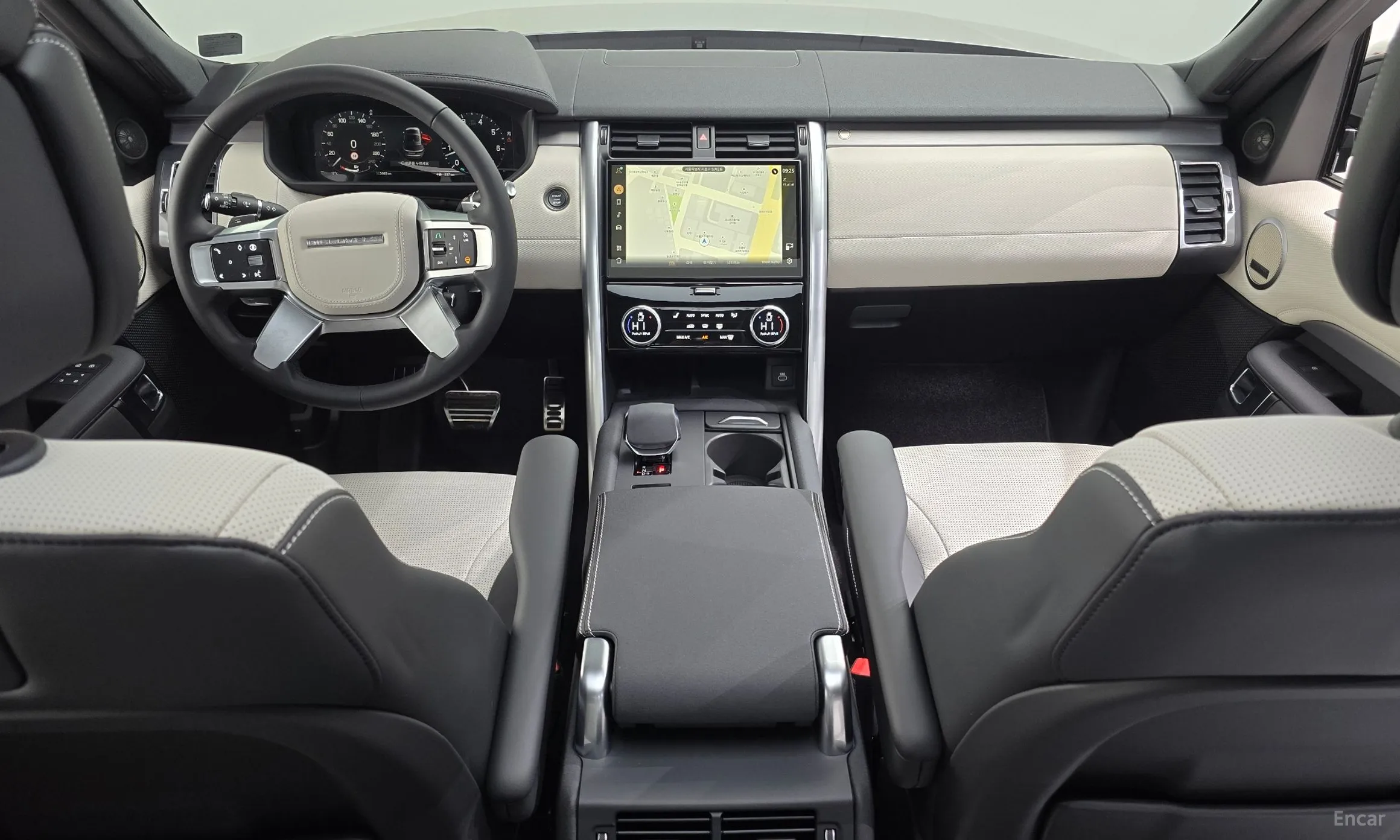 Land Rover Discovery 5 превью 3