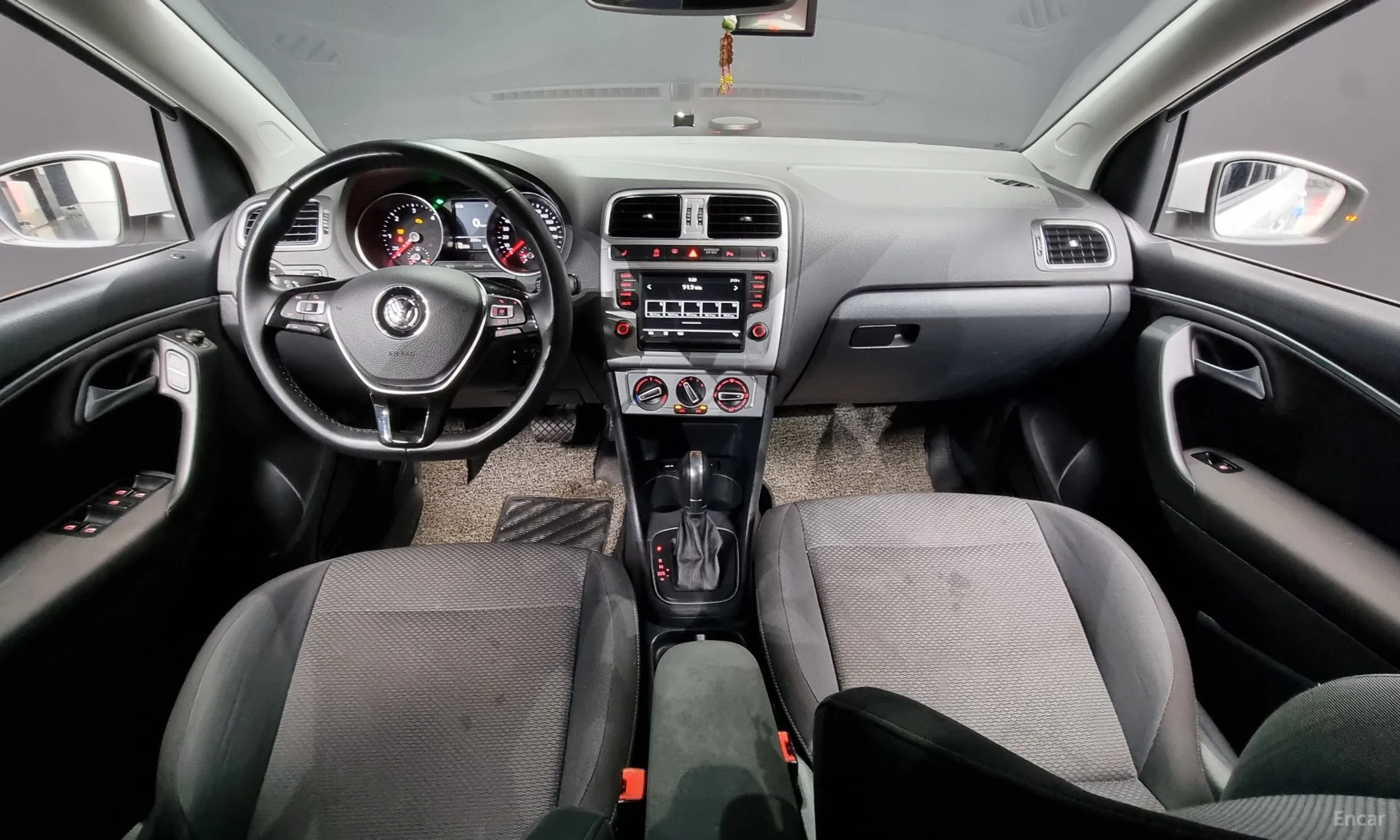 Volkswagen Polo превью 4