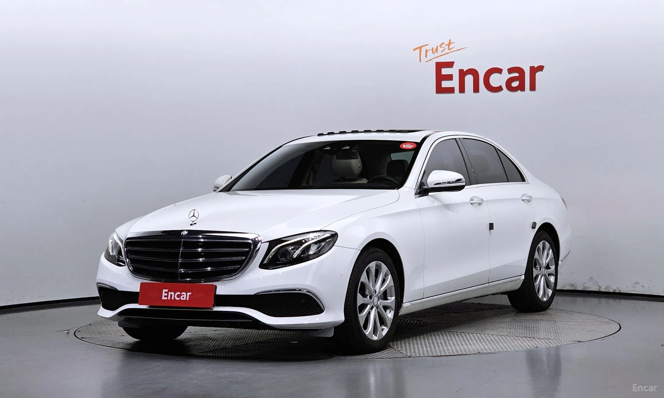 Mercedes Benz E-Class W213