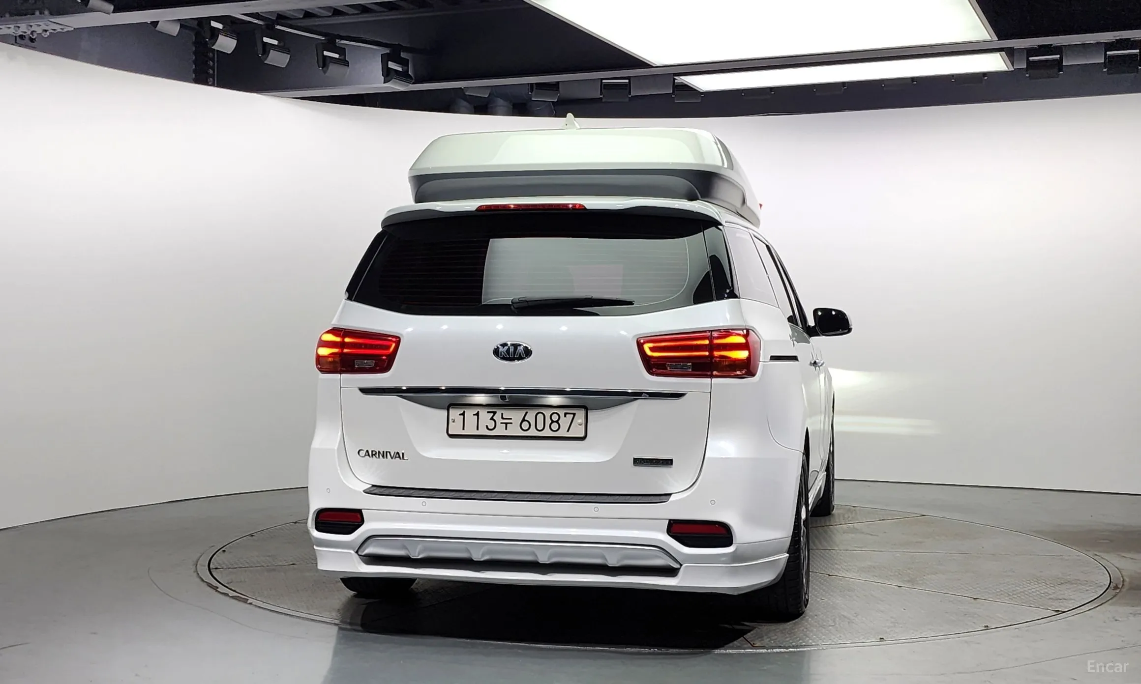 Kia Carnival превью 3